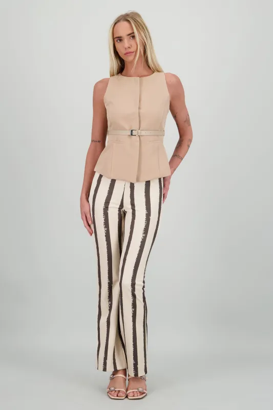 Pantalones flared estampado lineas sold by Shasa