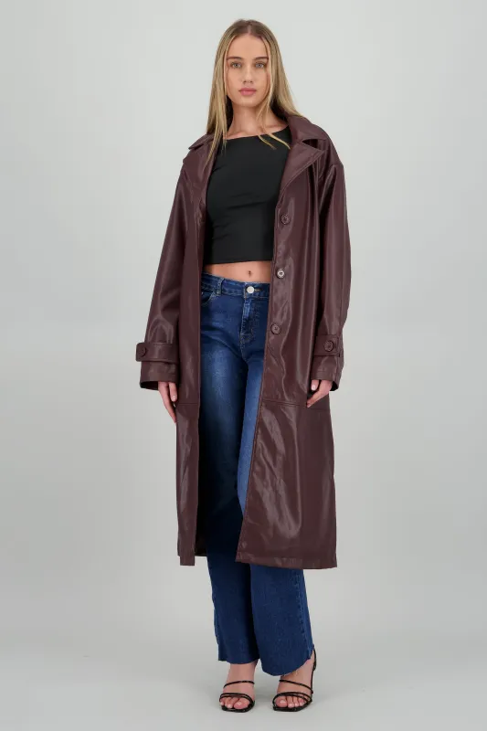 Gabardina efecto piel sold by Shasa