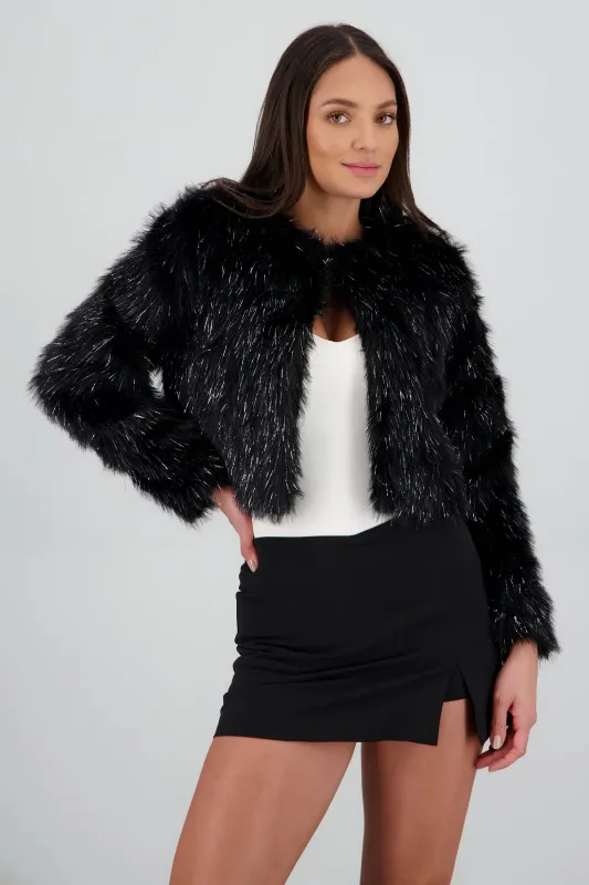 Abrigo pelo con lurex cropped sold by Shasa