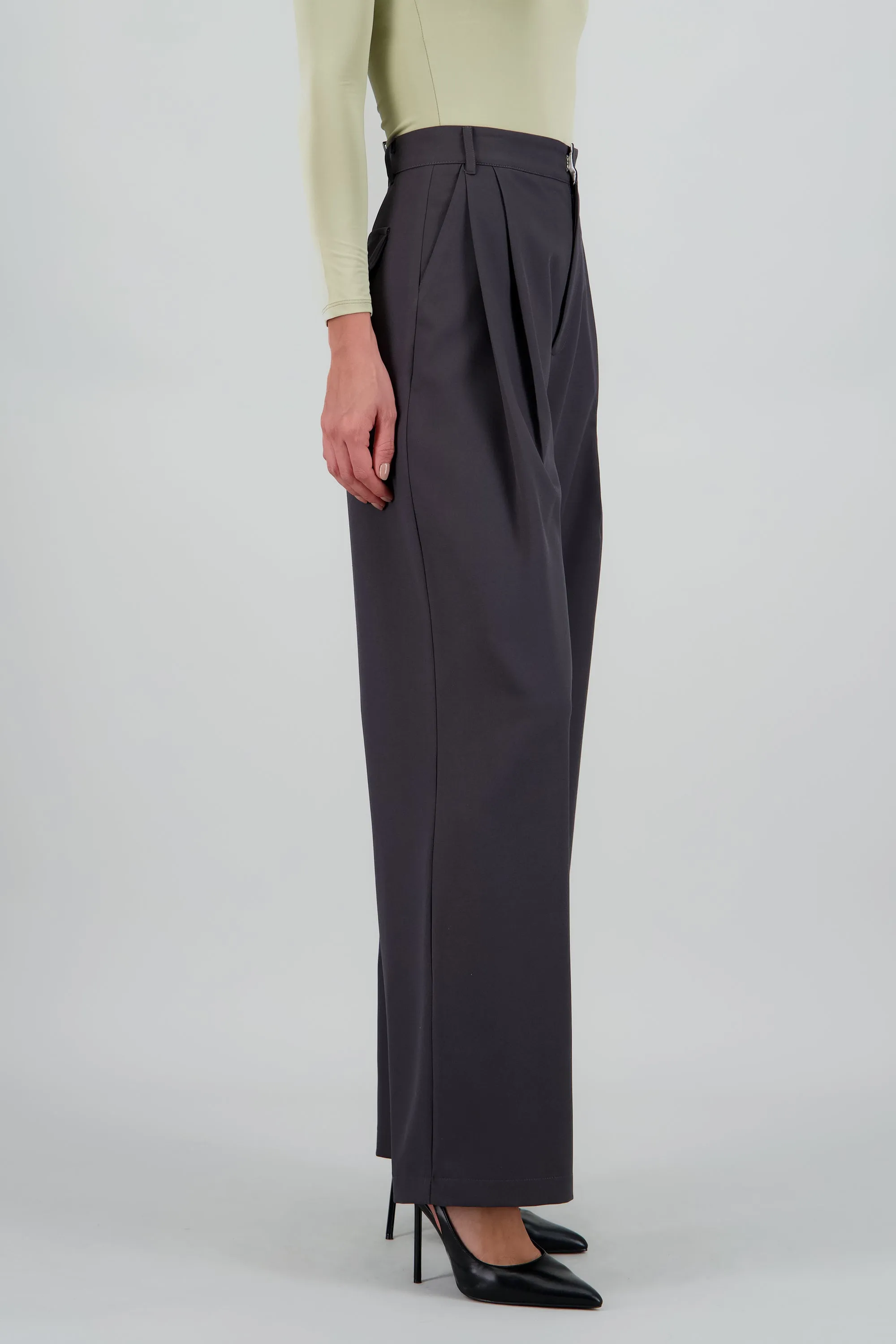 Pantalon sastreado doble pinza sold by Shasa product image thumbnail 3