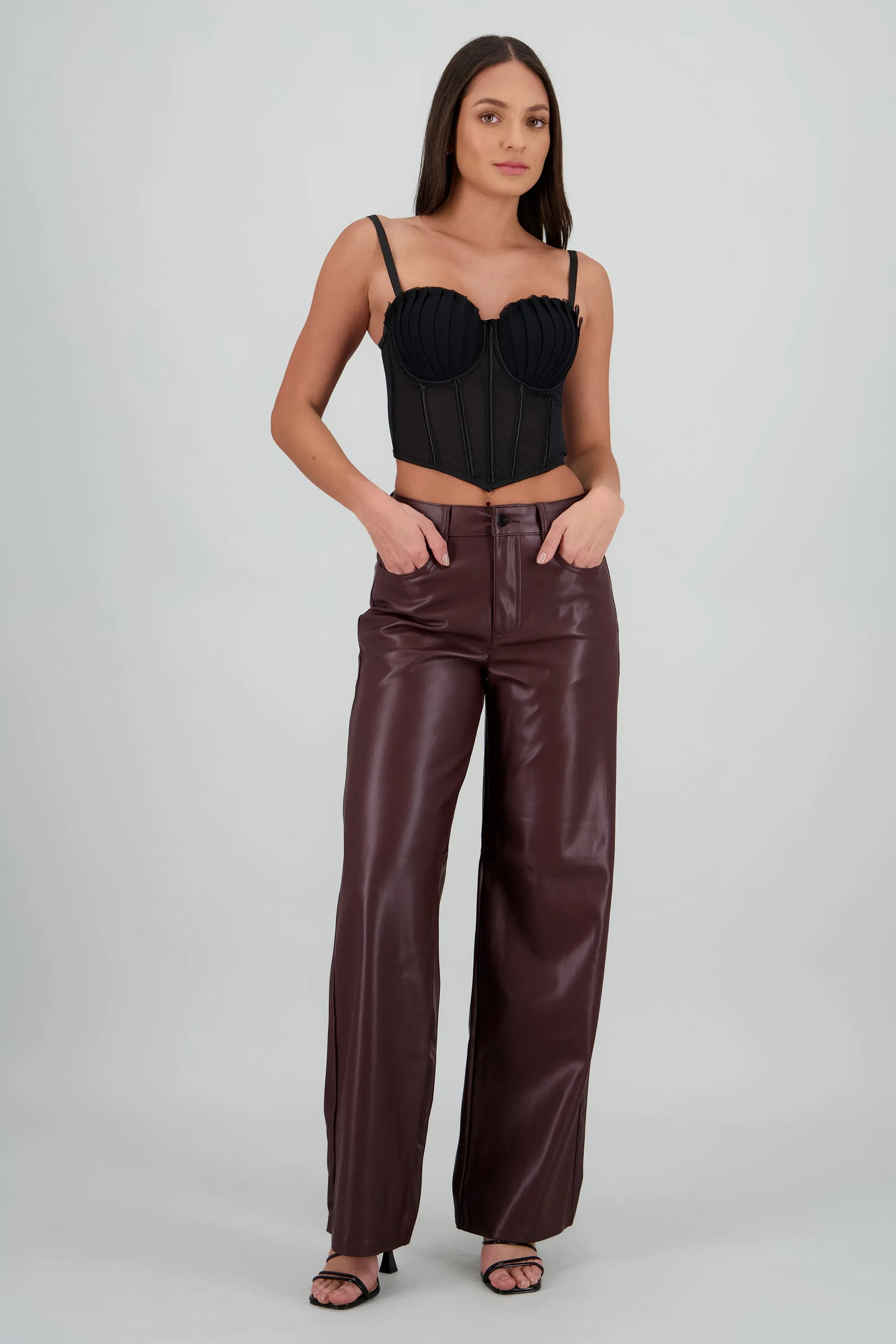 Pantalon amplio liso pu sold by Shasa