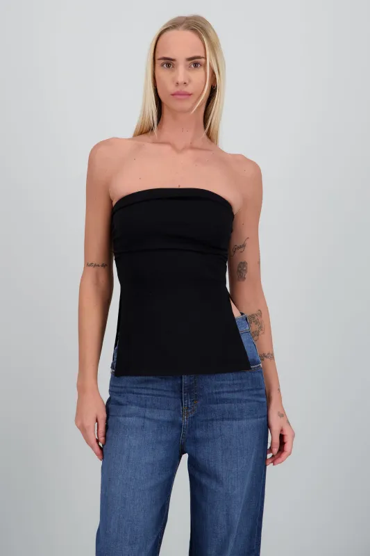 Top tubo liso detalle abertura sold by Shasa