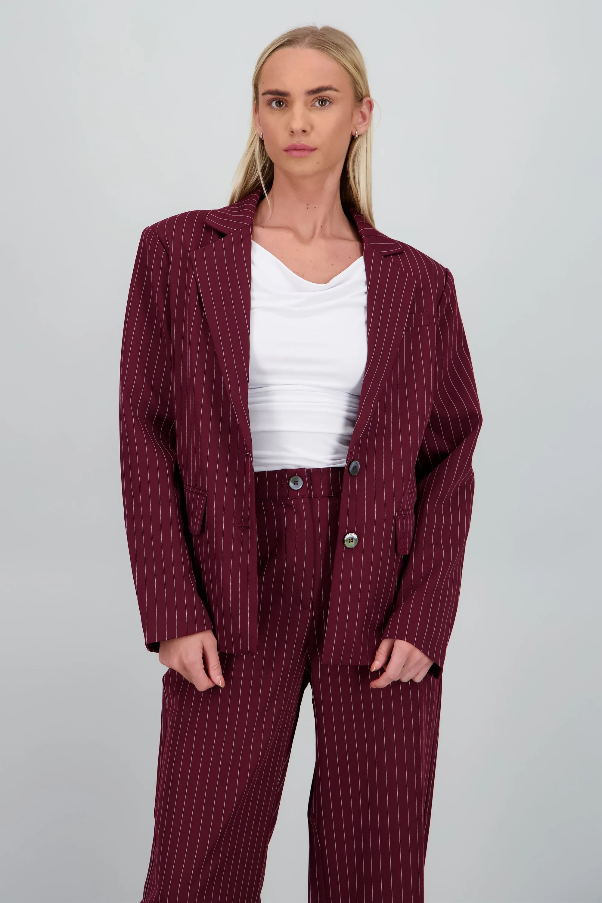 Blazer oversized de rayas sold by Shasa