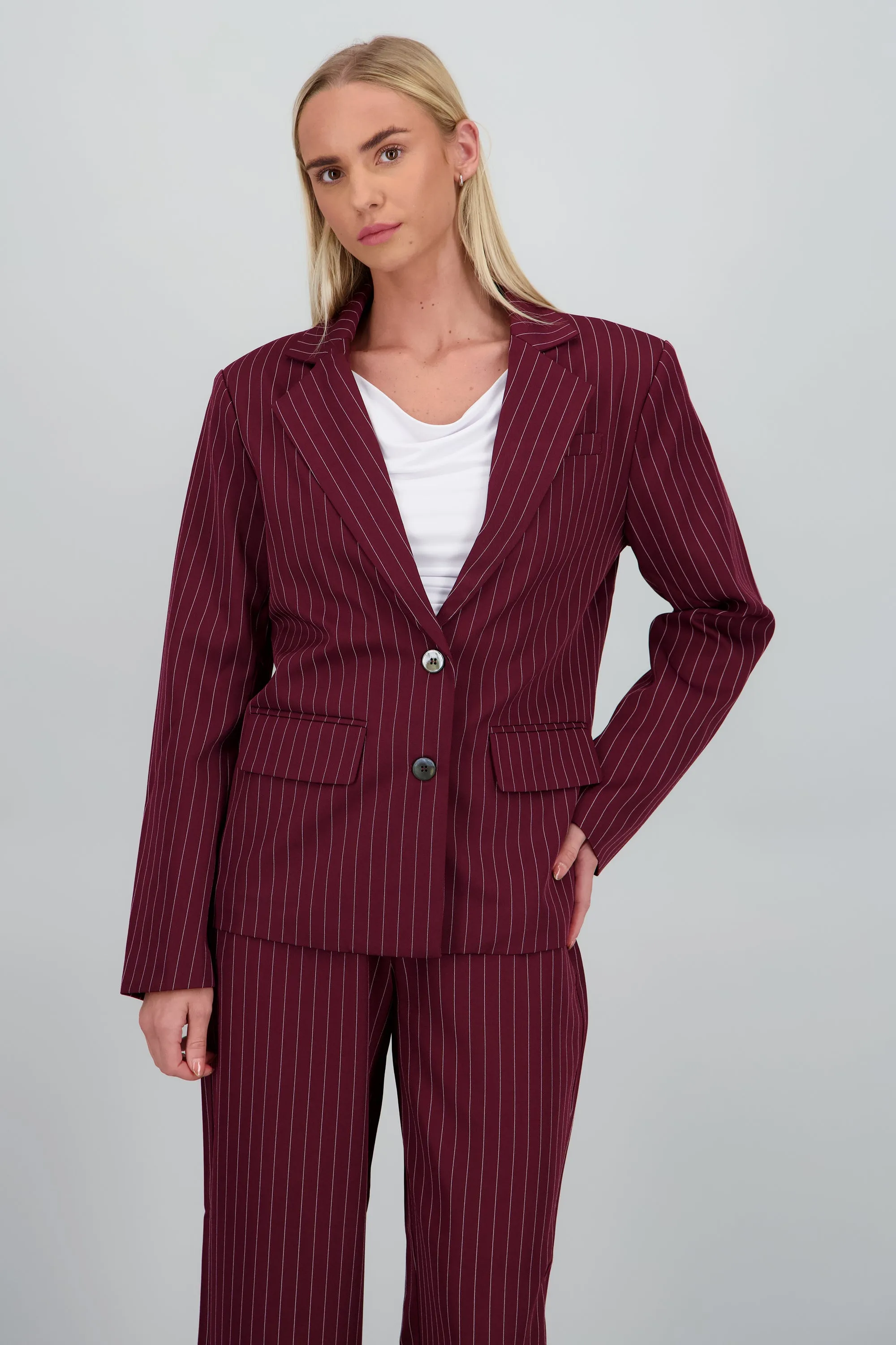 Blazer oversized de rayas sold by Shasa product image thumbnail 2