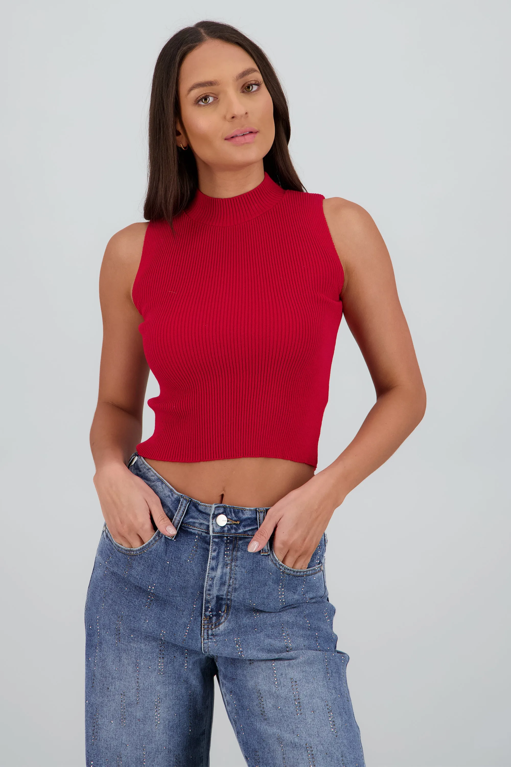 Top tejido sin manga acanalado sold by Shasa