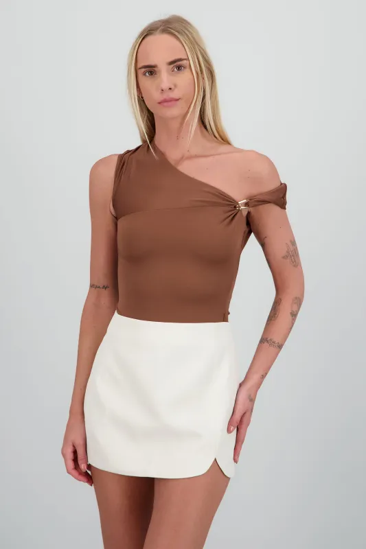 Body asimetrico detalle herraje sold by Shasa