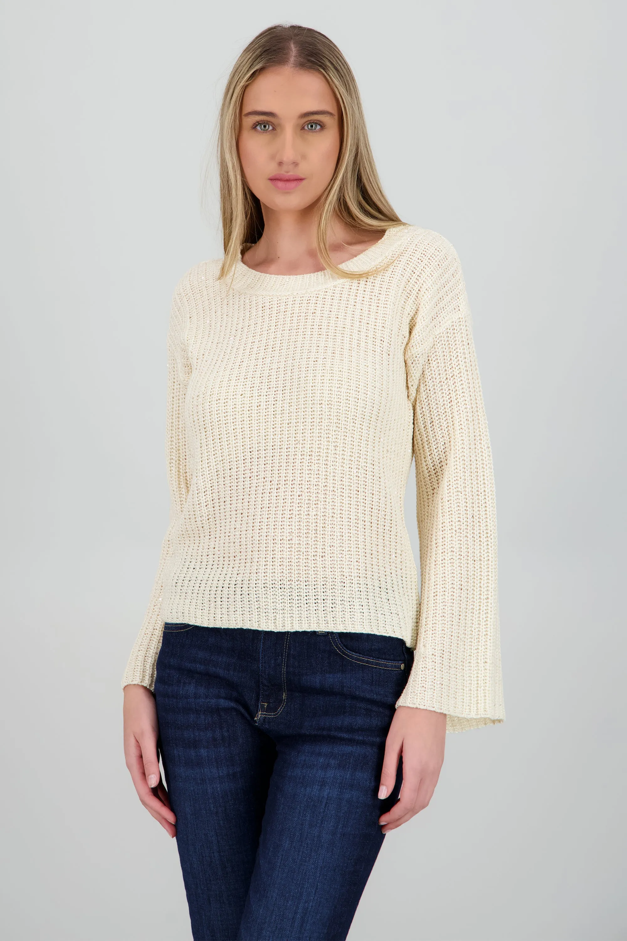 Sueter detalle lentejuela sold by Shasa