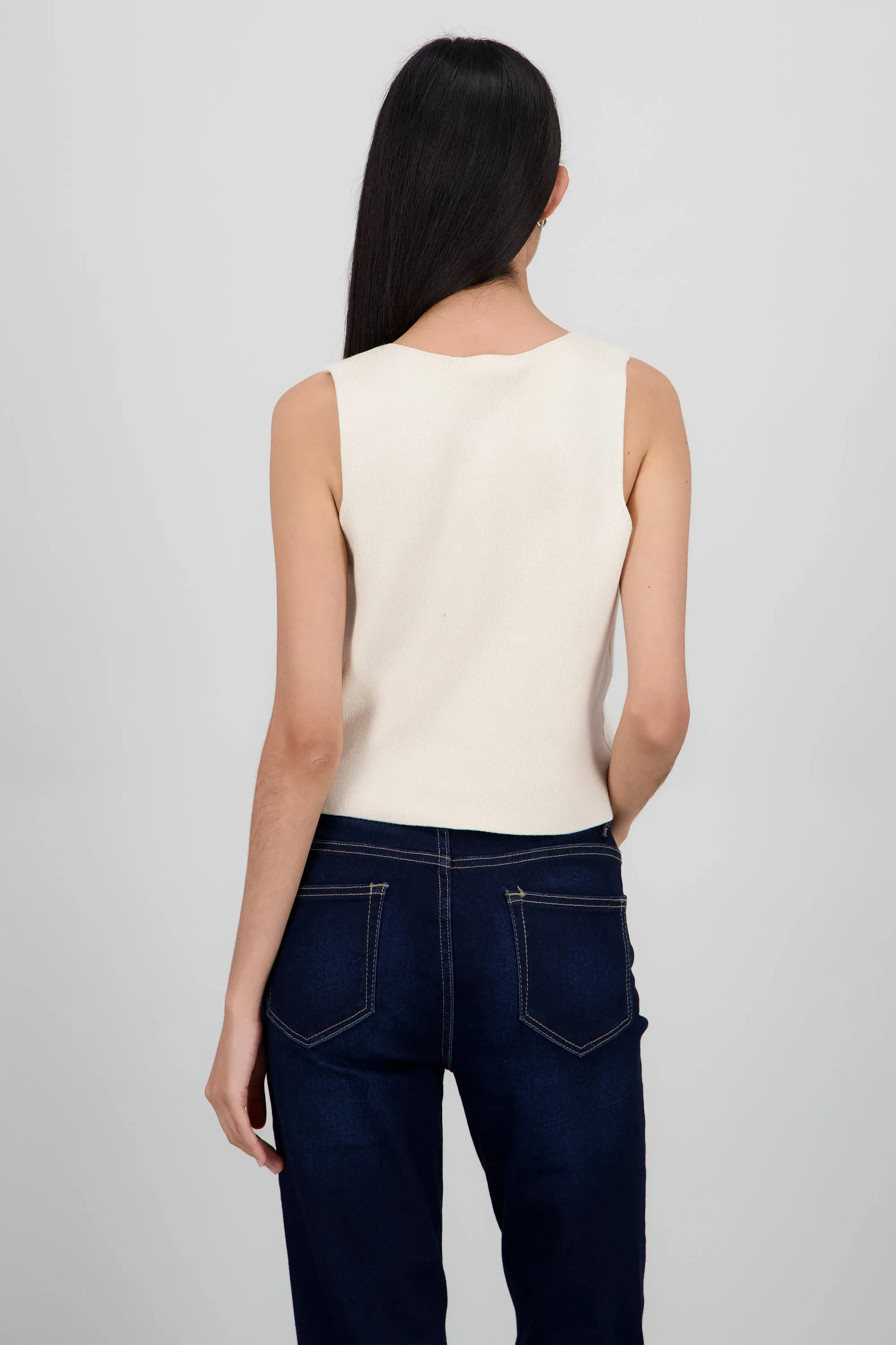 TOP TEJIDO CON DETALLE BOTONES sold by Shasa product image thumbnail 4