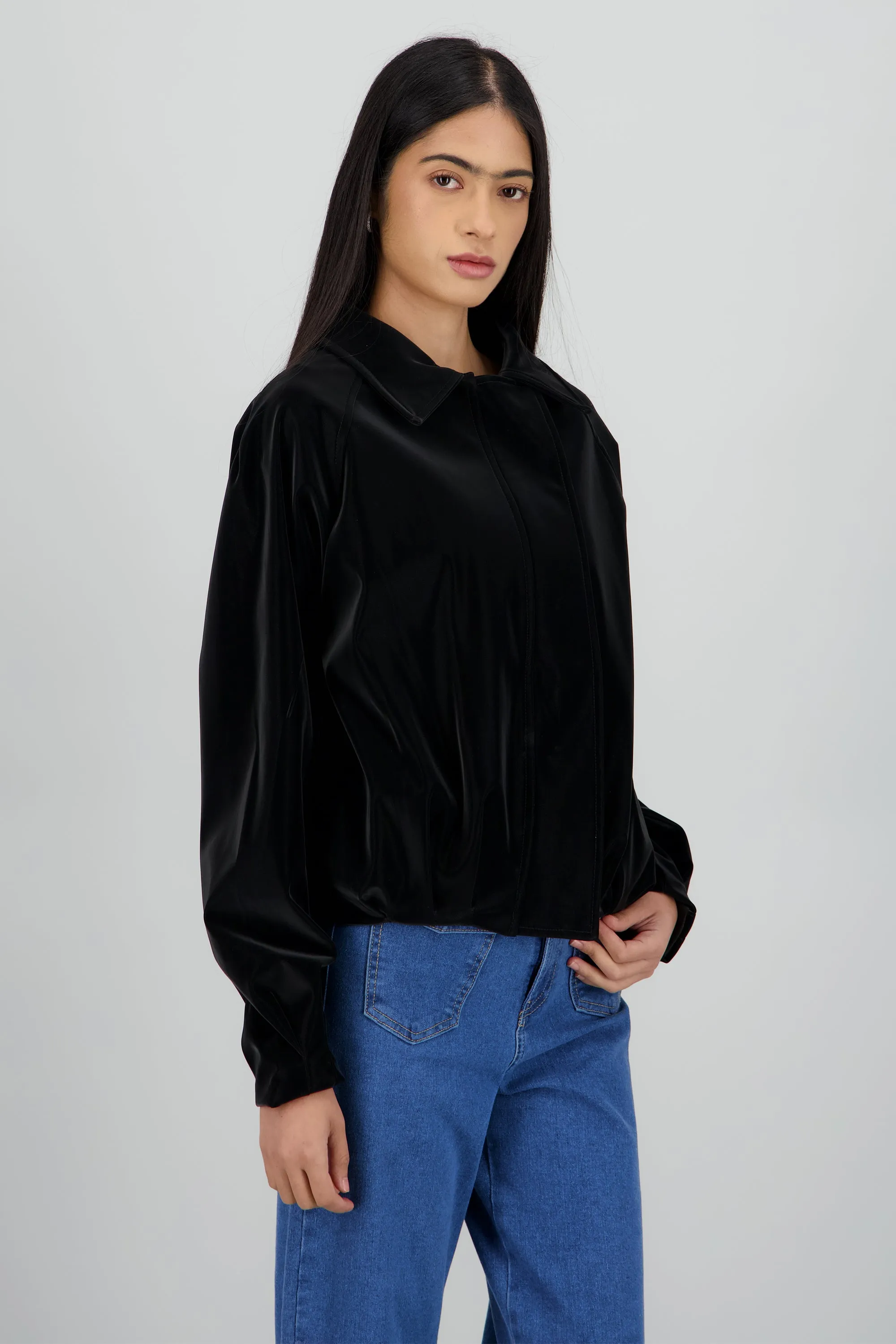 Chamarra bomber con cortes tacto peach sold by Shasa product image thumbnail 3
