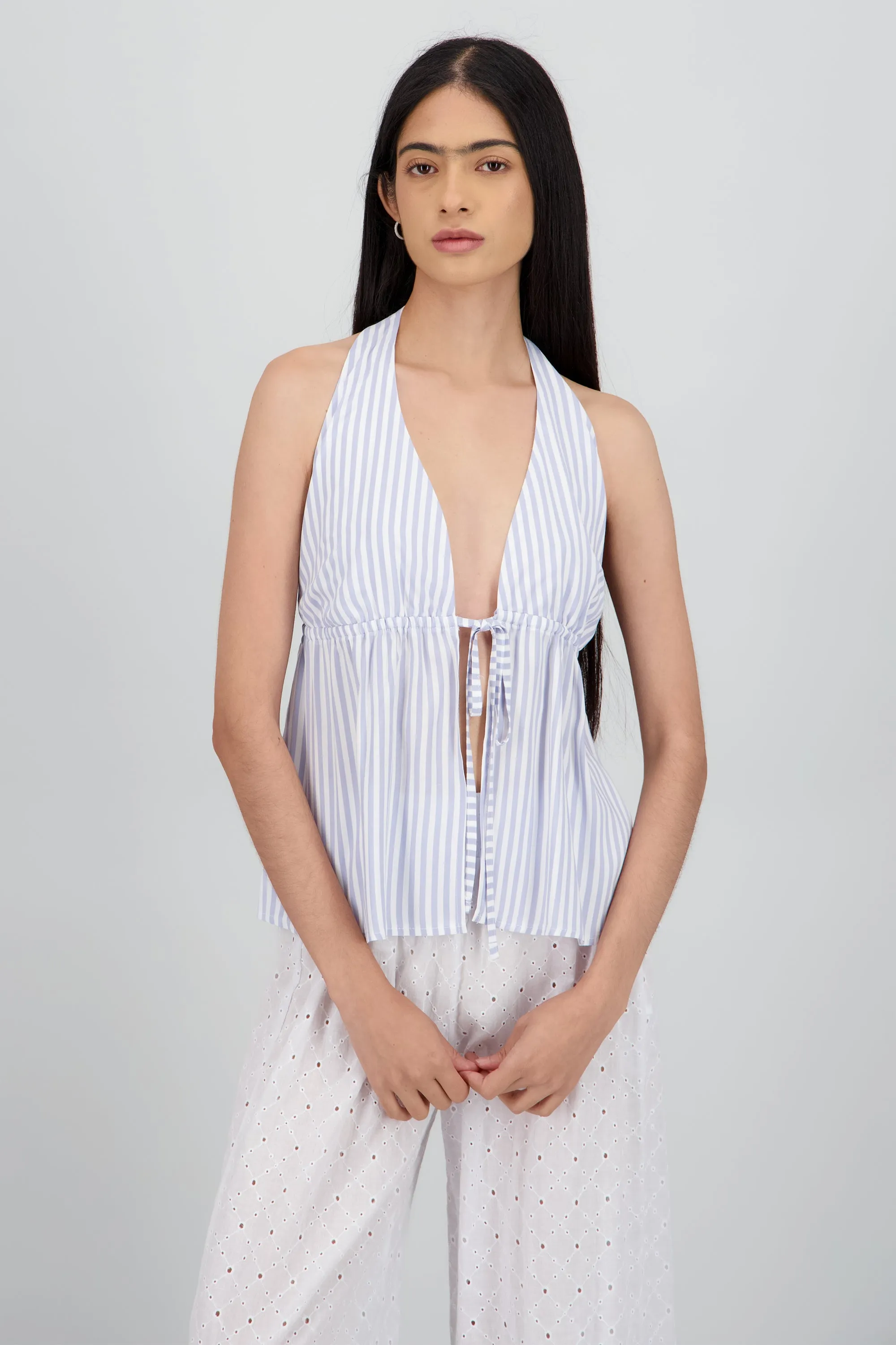 Top halter detalle espalda sold by Shasa product image thumbnail 2
