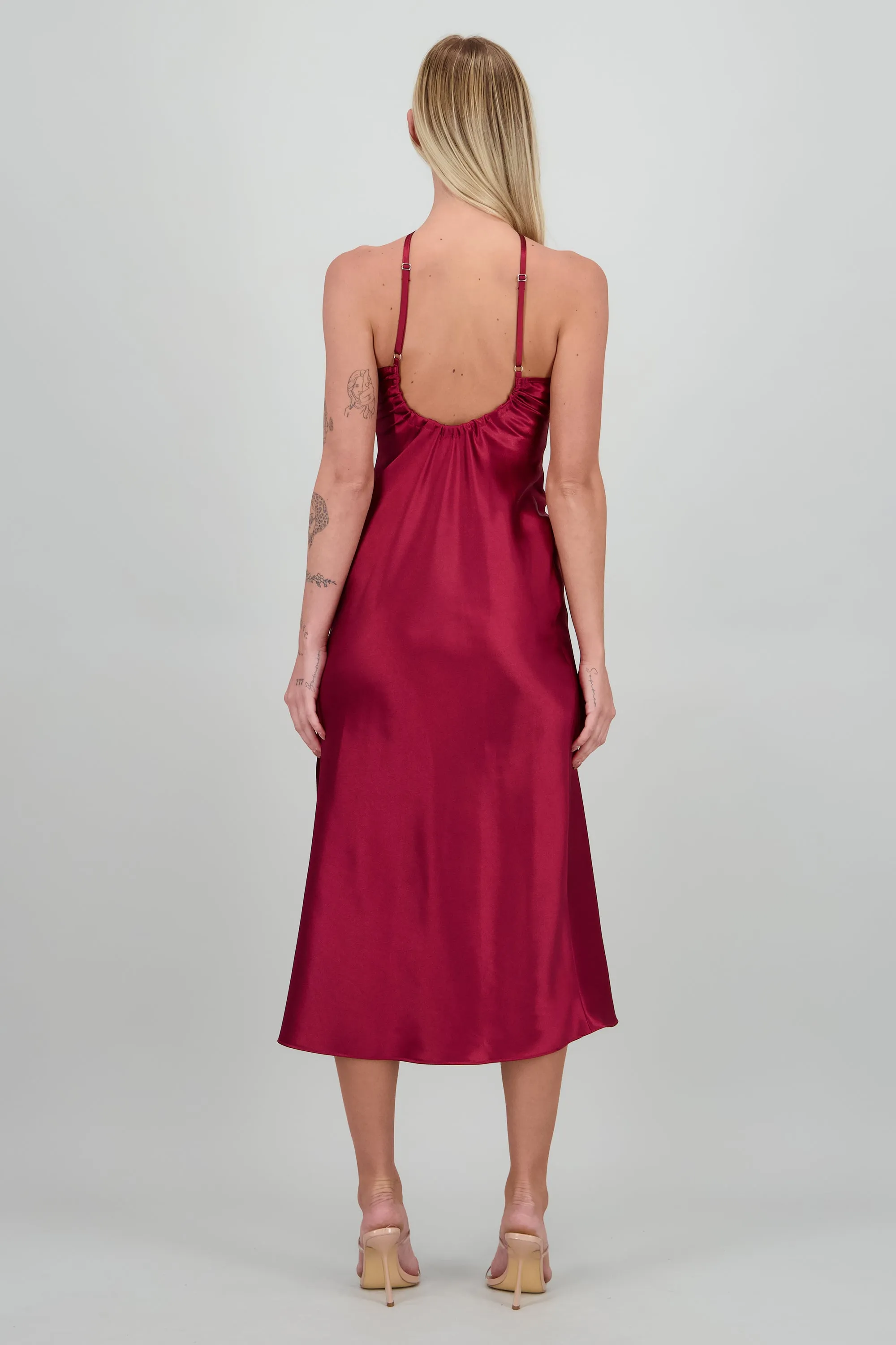 Vestido halter satin midi cruce espalda sold by Shasa product image thumbnail 4