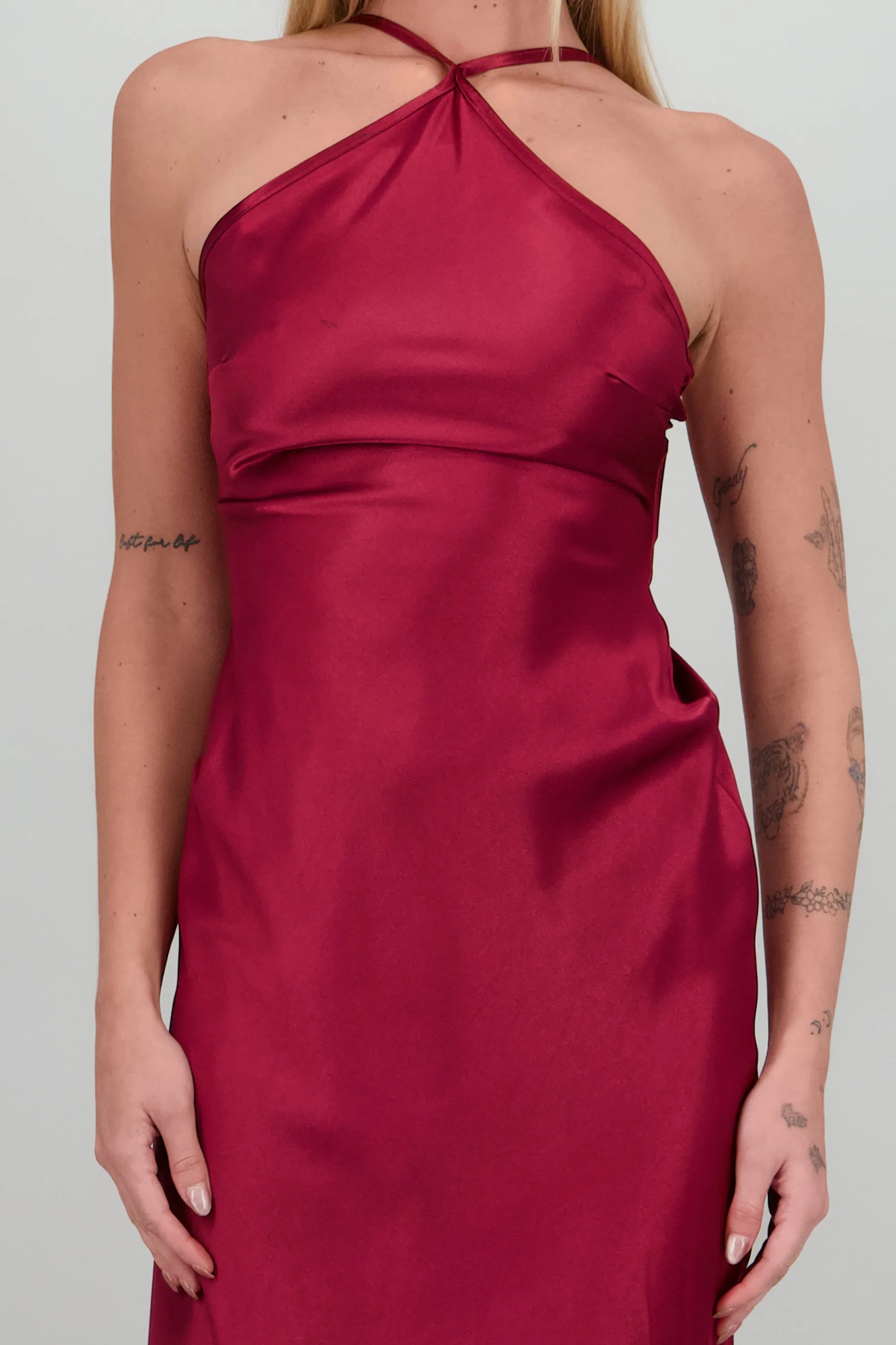 Vestido halter satin midi cruce espalda sold by Shasa product image thumbnail 5