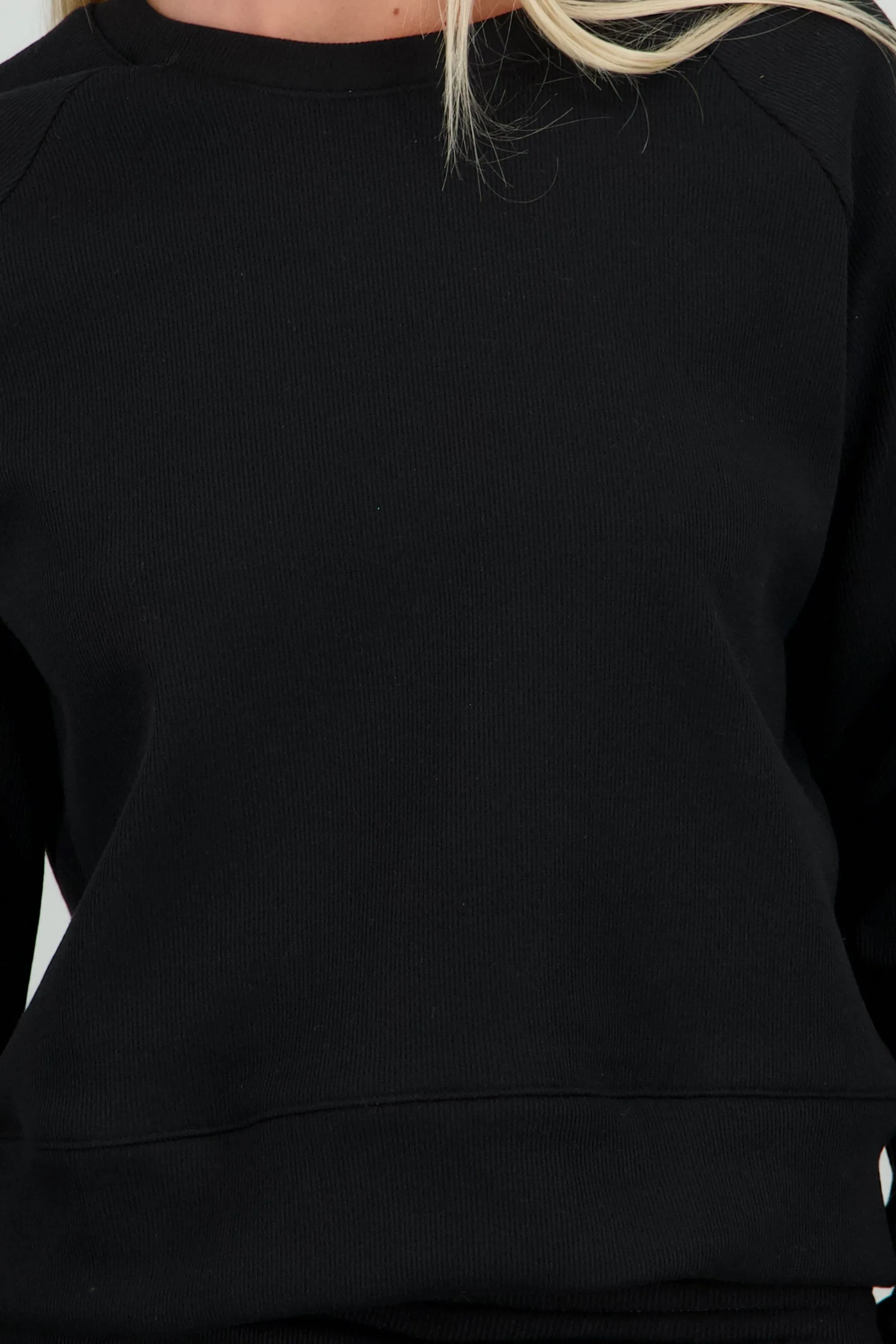 Sudadera cuello redondo detalle flece sold by Shasa product image thumbnail 5