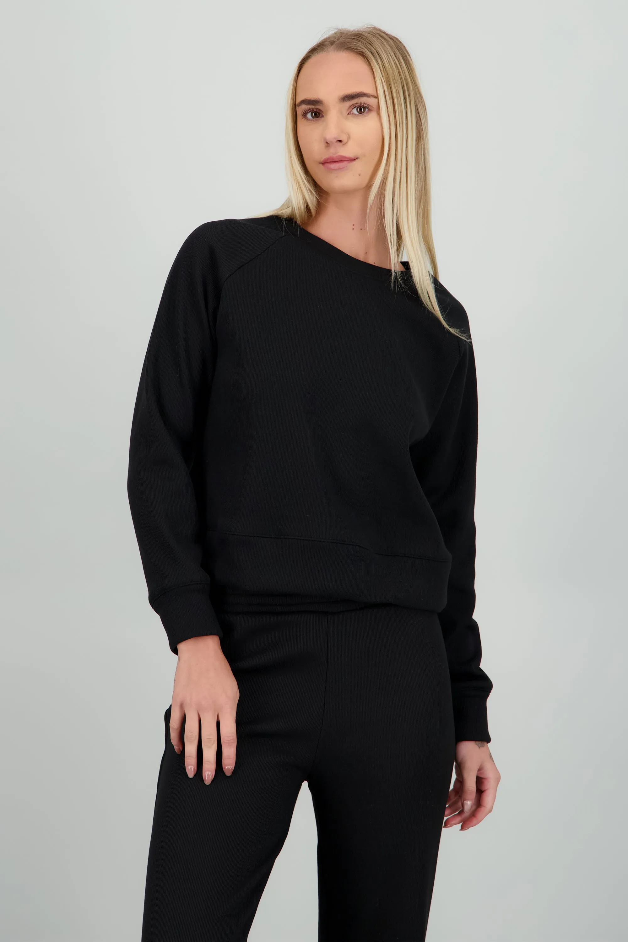 Sudadera cuello redondo detalle flece sold by Shasa product image thumbnail 2