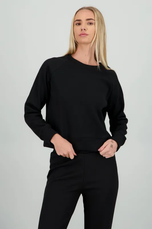 Sudadera cuello redondo detalle flece sold by Shasa