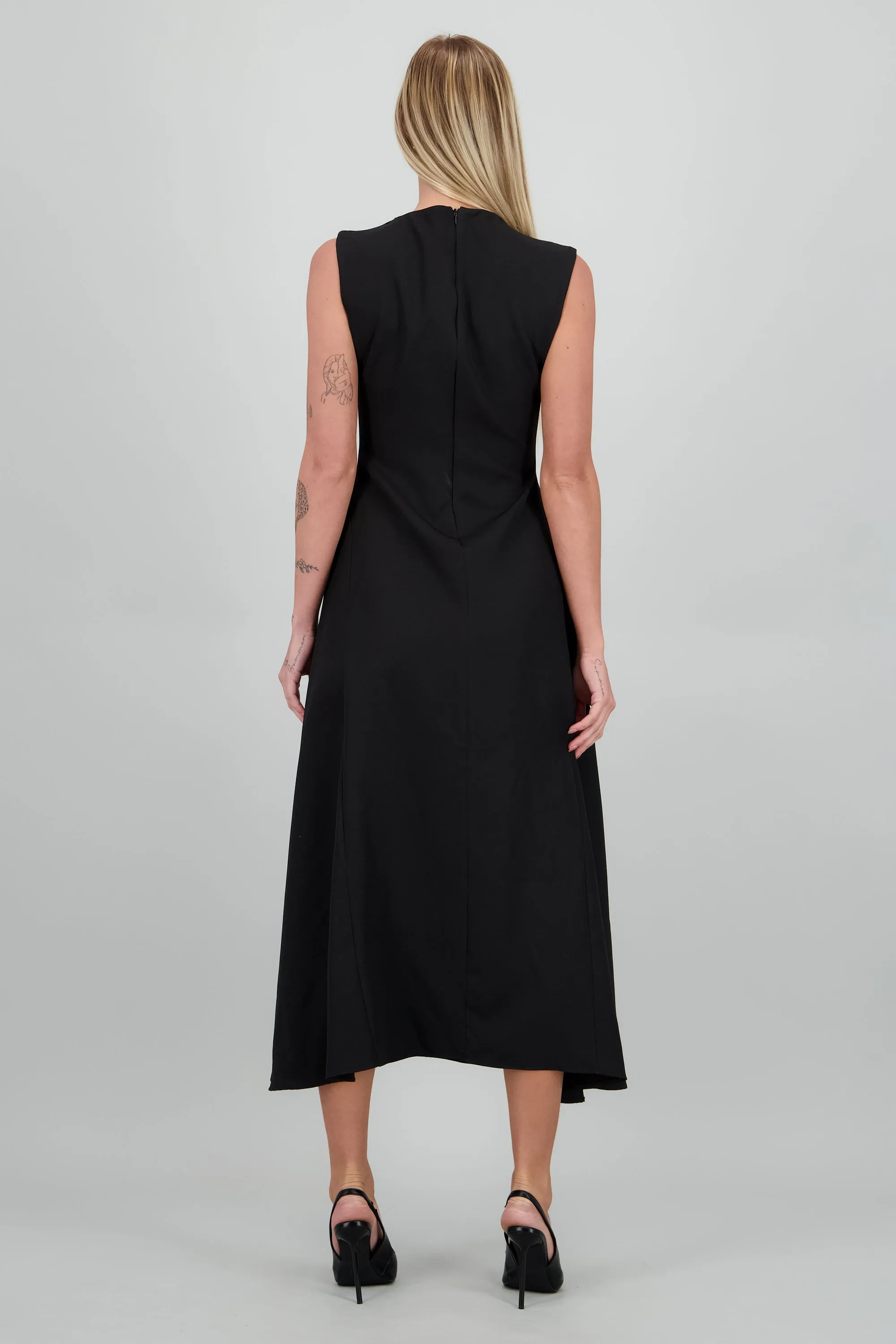 Vestido maxi sin mangas detalle broches de brillos sold by Shasa product image thumbnail 4