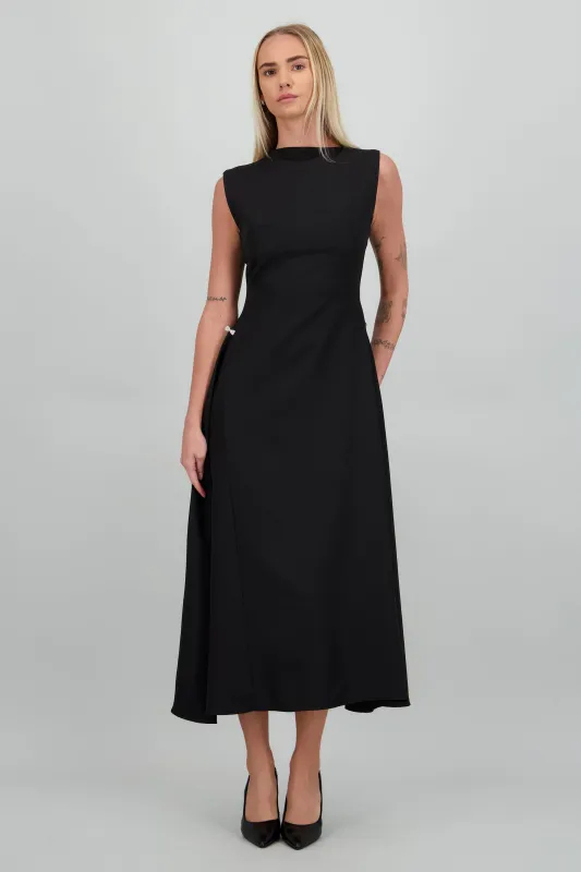 Vestido maxi sin mangas detalle broches de brillos sold by Shasa