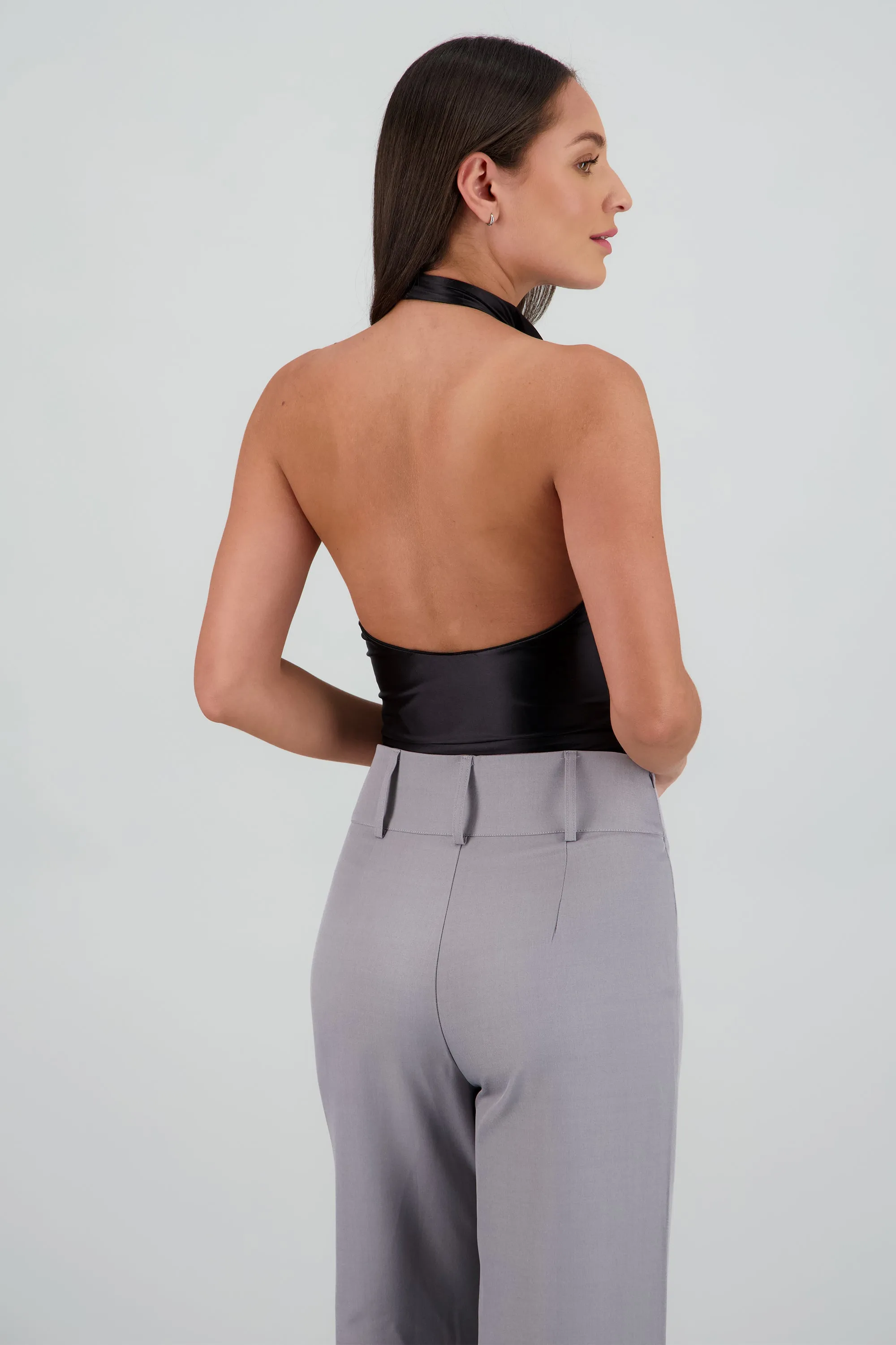 Top halter escote cascada lisa sold by Shasa product image thumbnail 4
