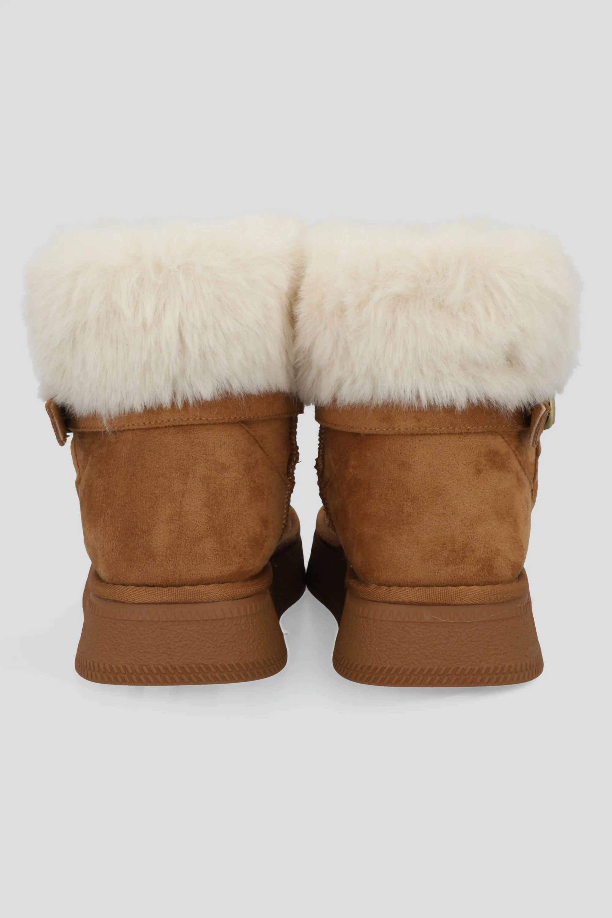 Bota invierno peluche plataforma sold by Shasa product image thumbnail 4