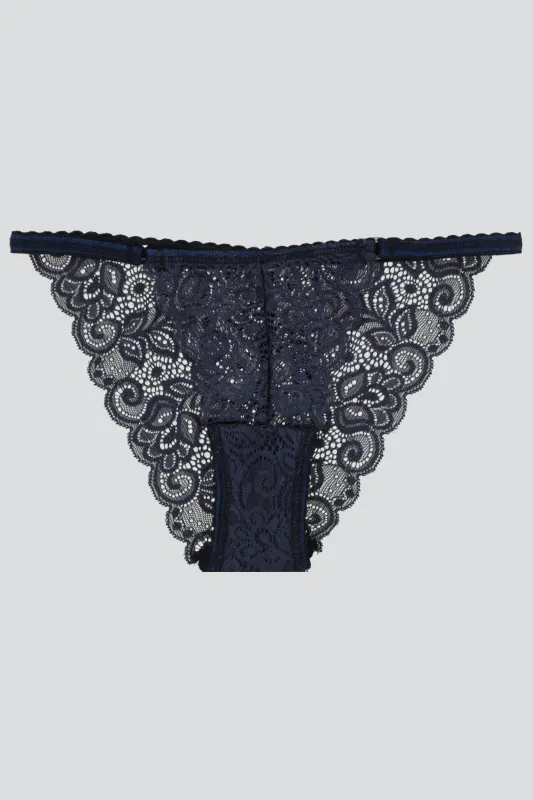 Bikini encaje espirales sold by Shasa