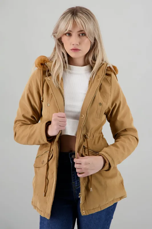 Gabardina bolsas cierre gorro sold by Shasa