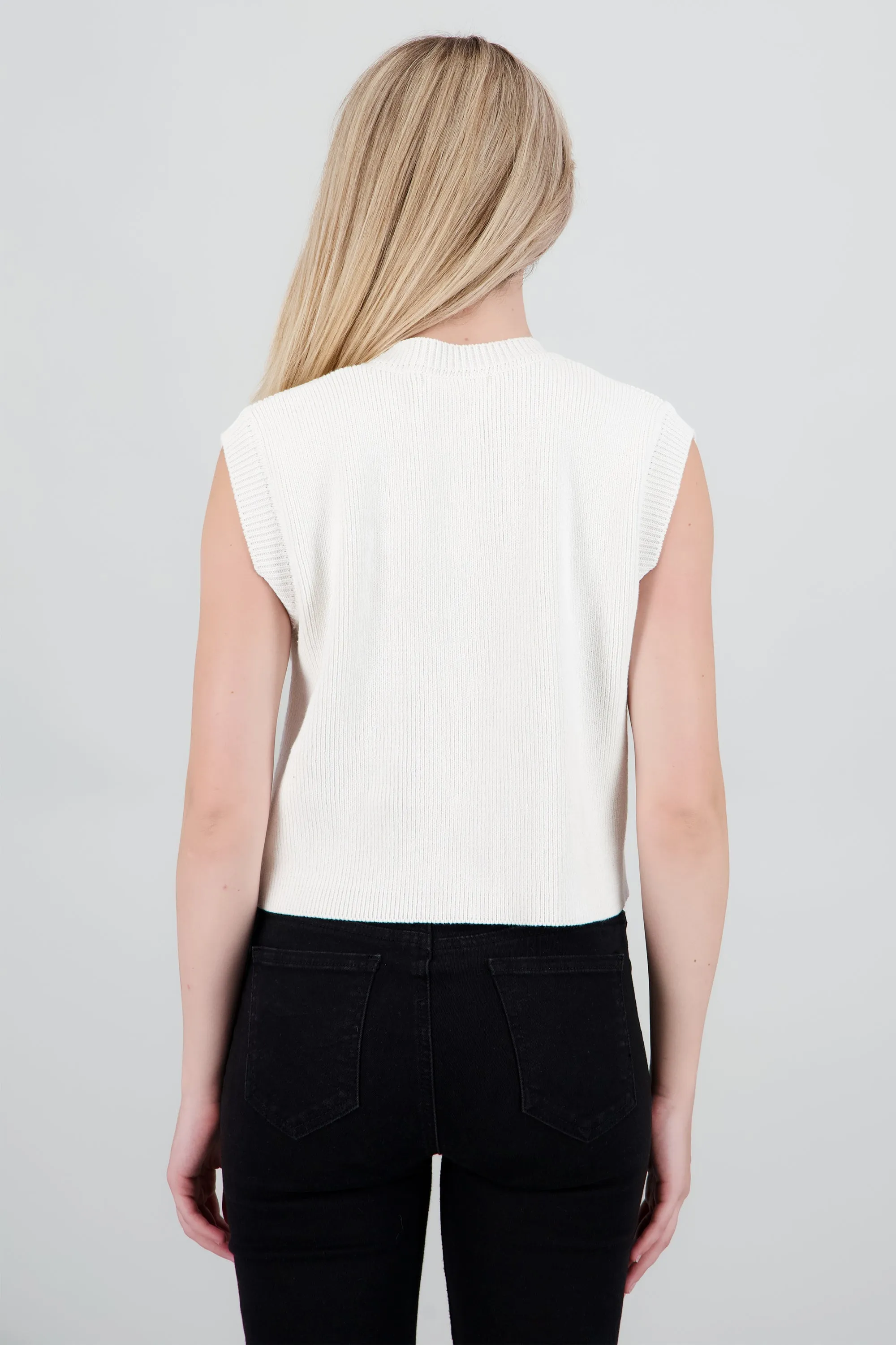 Top tejido sin mangas con botones sold by Shasa product image thumbnail 4