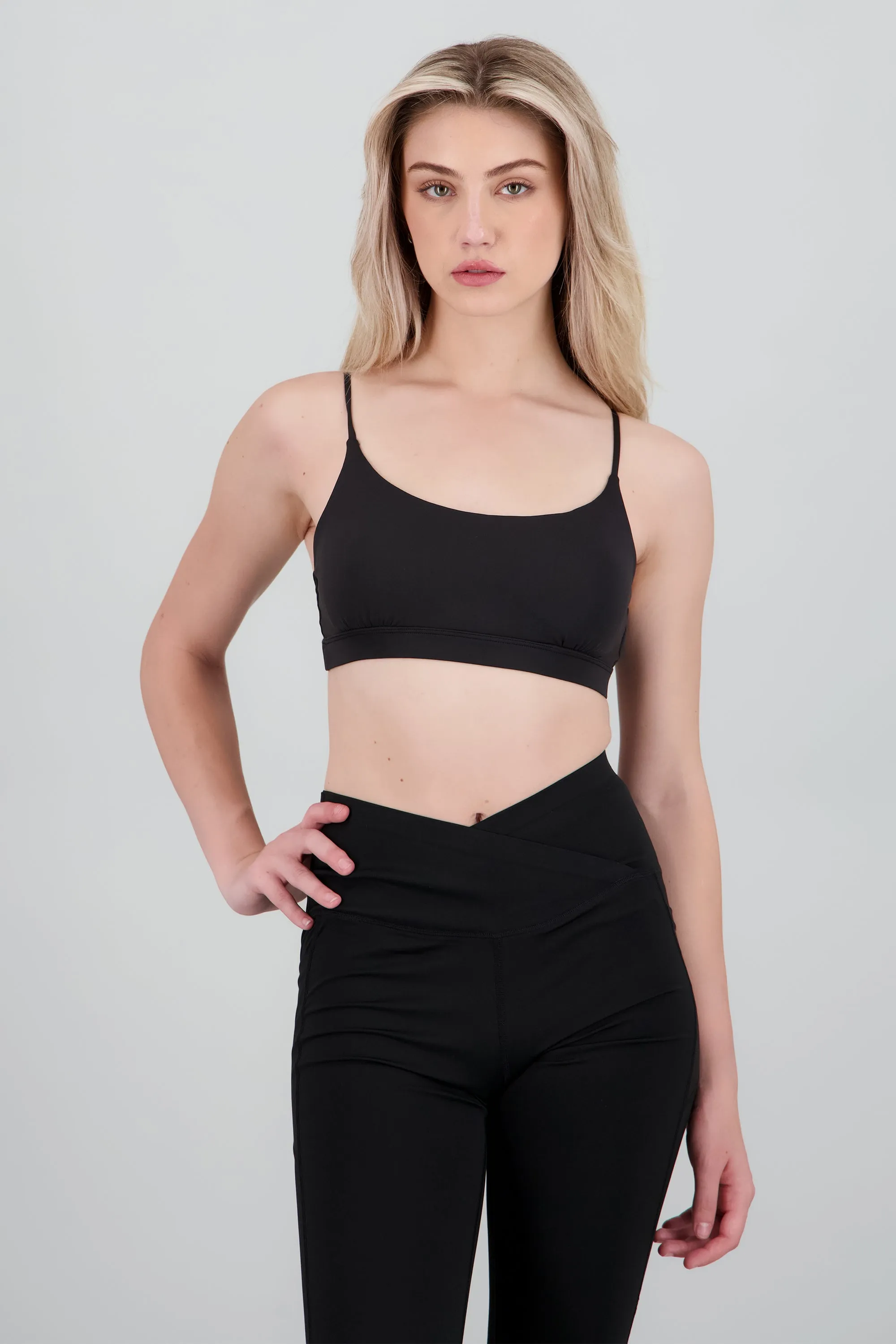 Top deportivo liso sold by Shasa product image thumbnail 2