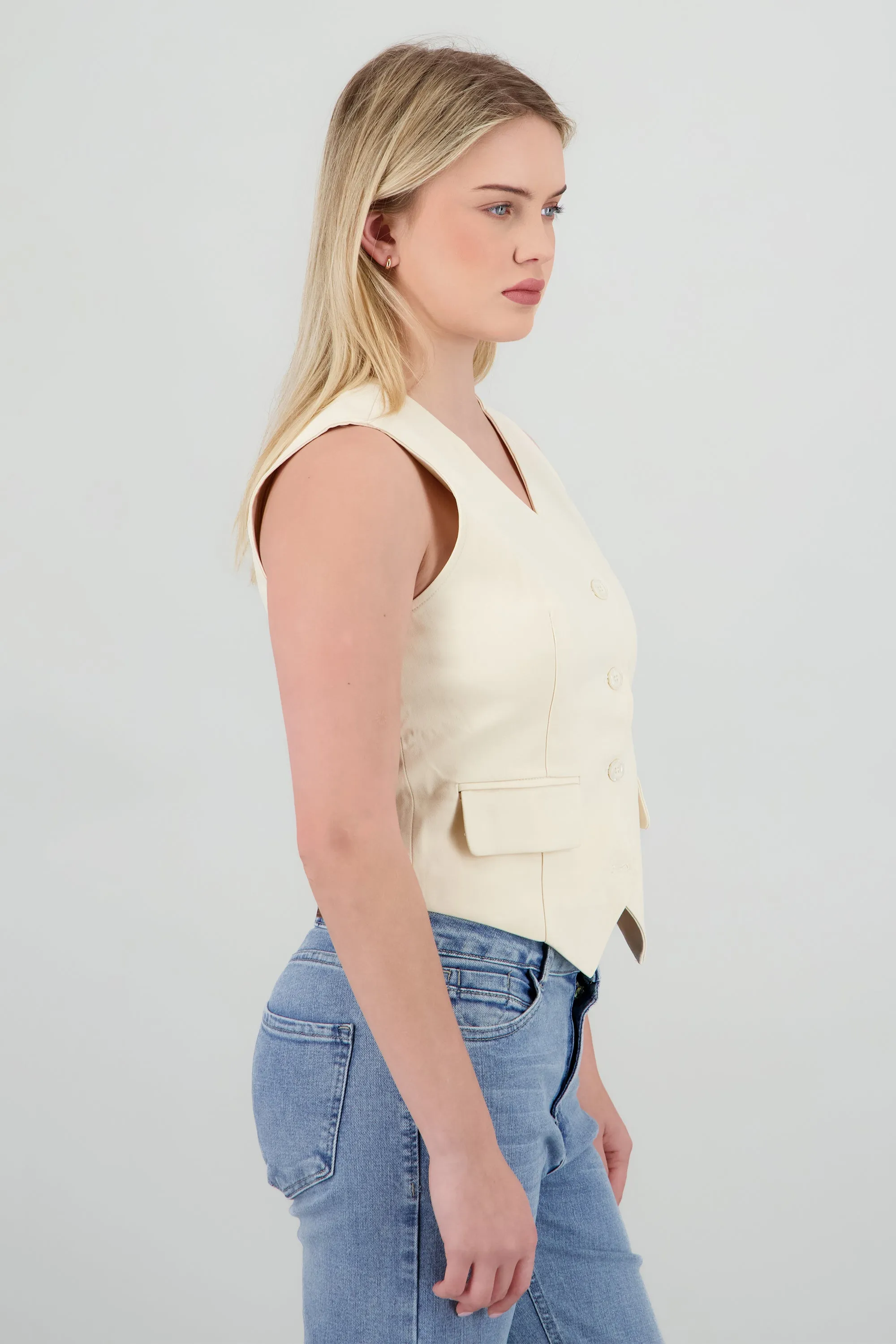 Chaleco crop liso detalle amarre espalda sold by Shasa product image thumbnail 3