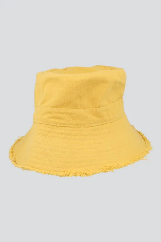 Gorro bucket deshilado sold by Shasa