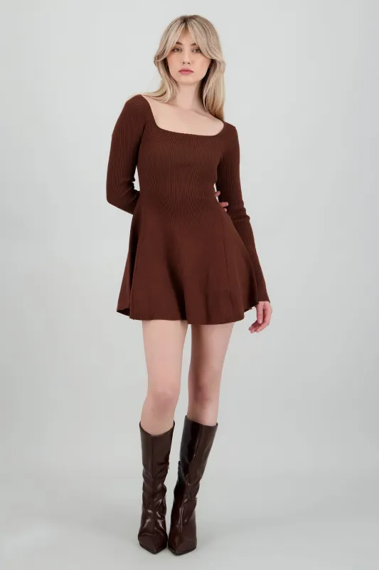 Vestido mini manga larga tejido sold by Shasa