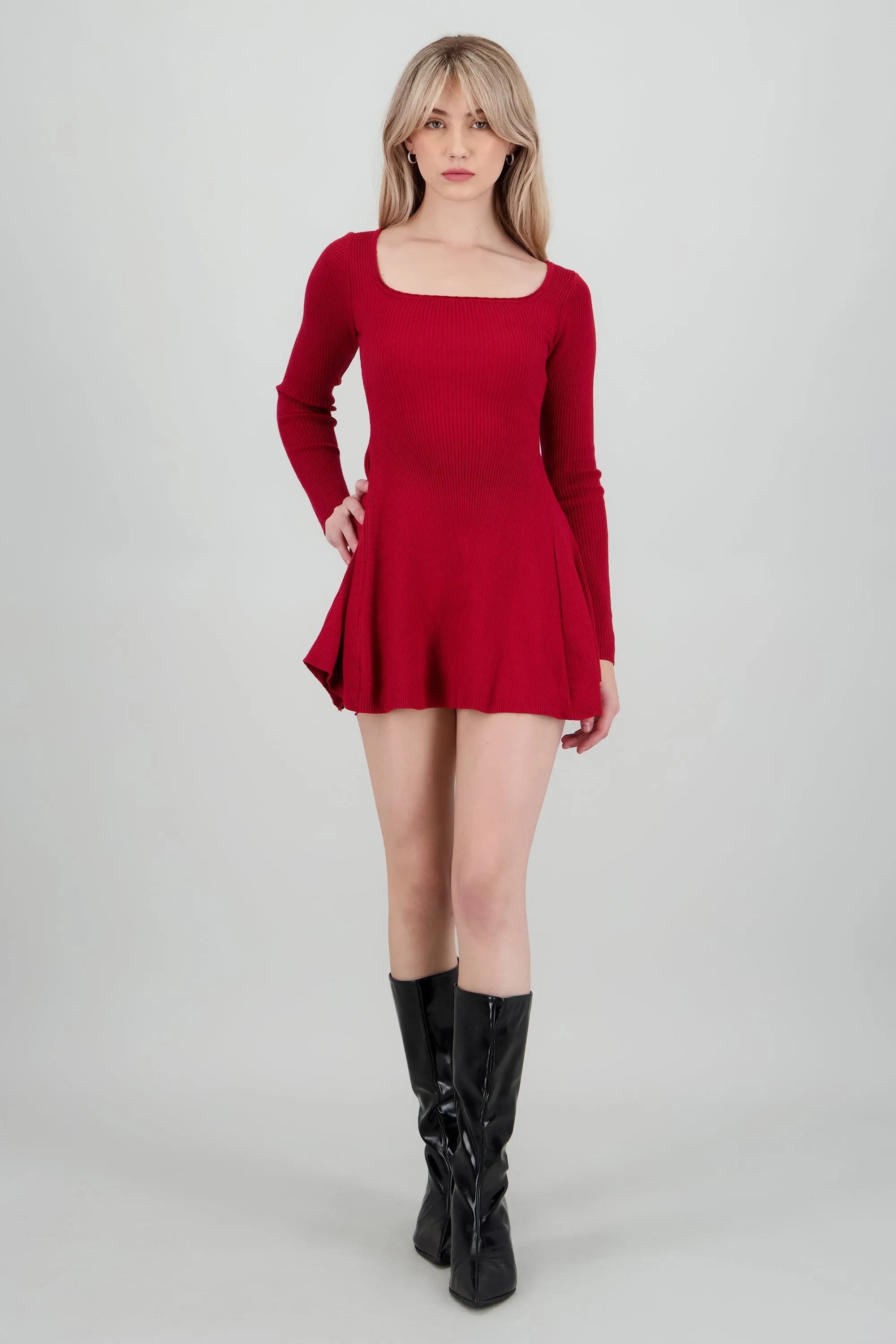 Vestido mini manga larga tejido sold by Shasa product image thumbnail 2