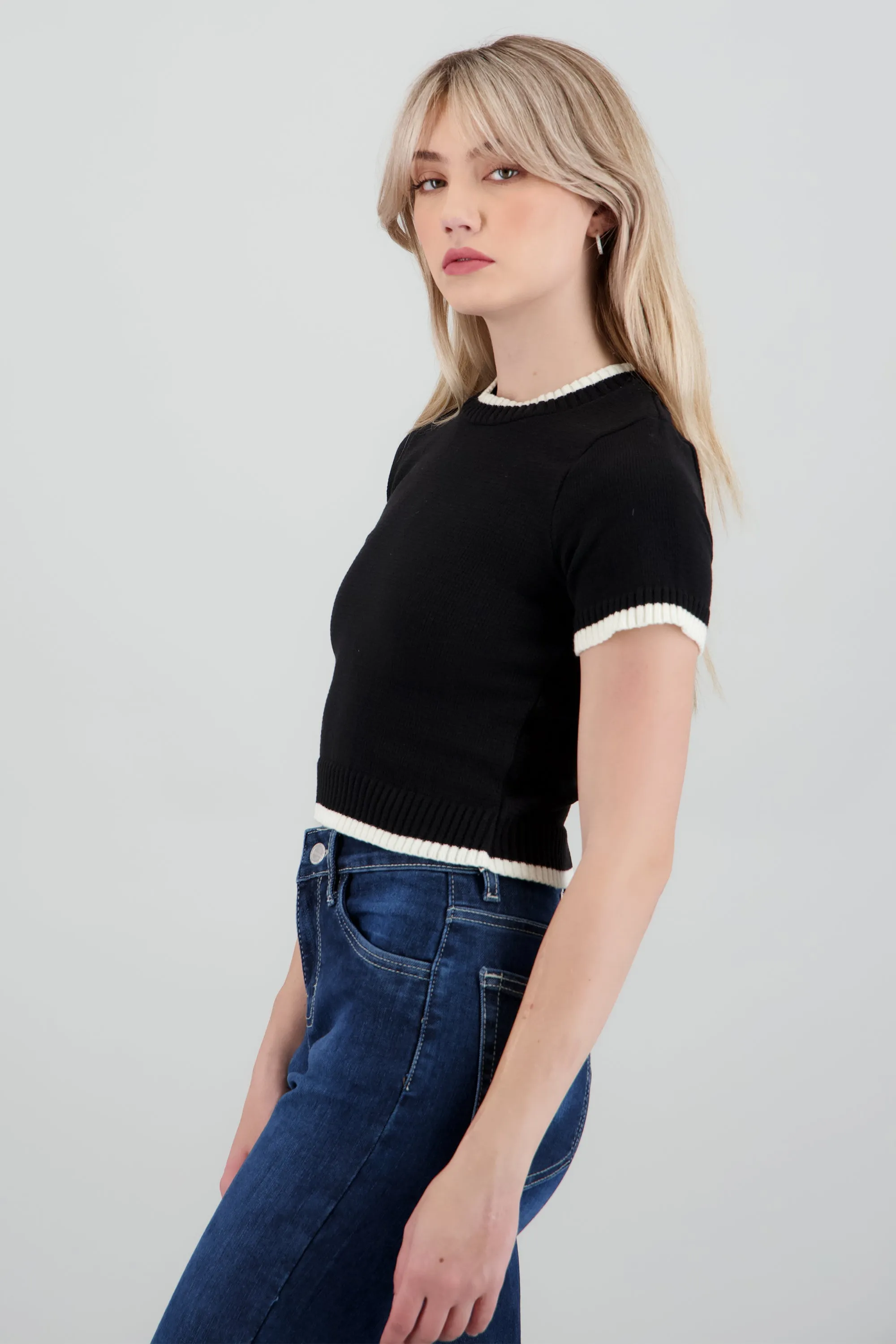 Top tejido manga corta contraste sold by Shasa product image thumbnail 3