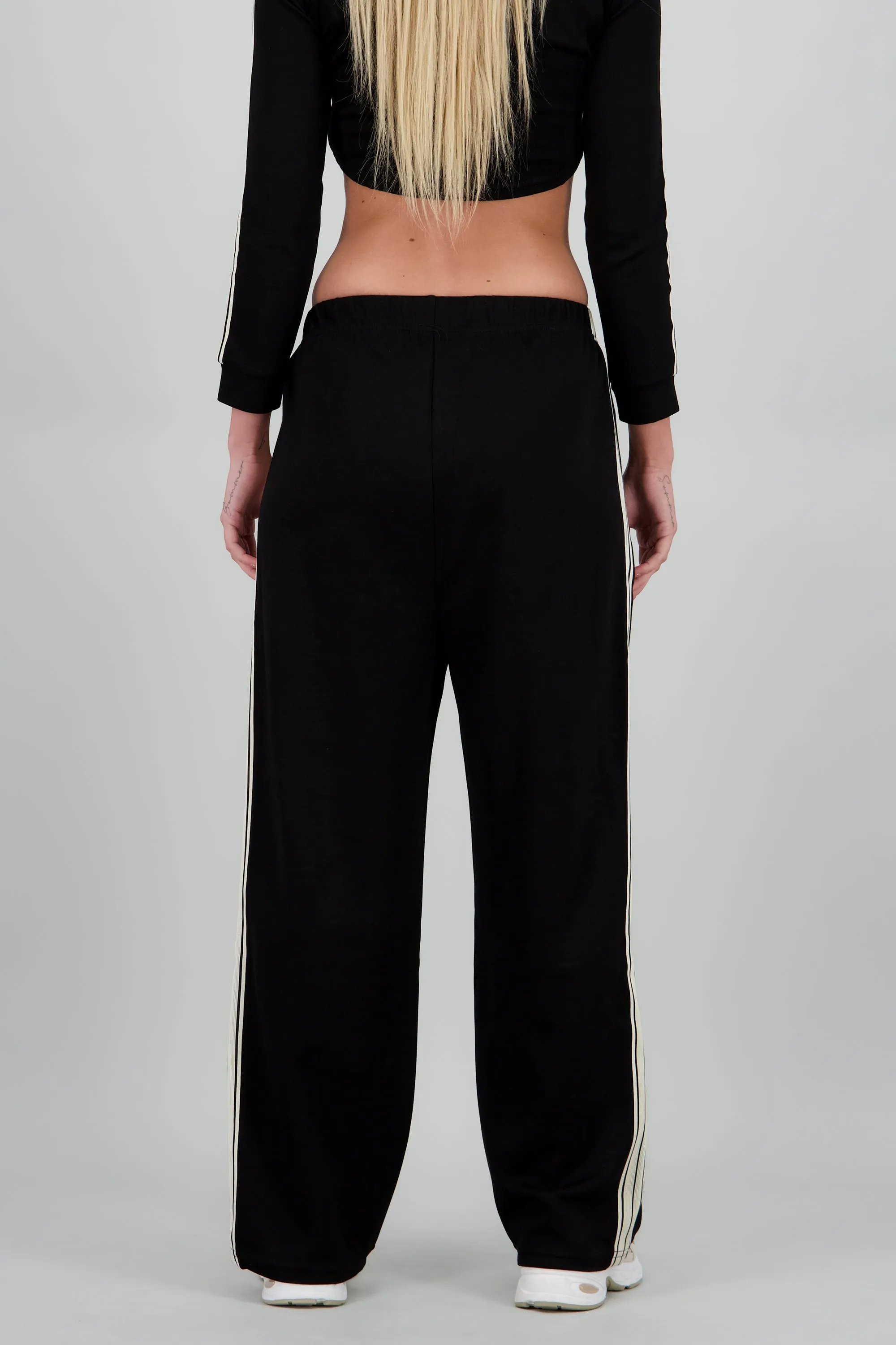 Pants lineas contraste sold by Shasa product image thumbnail 4