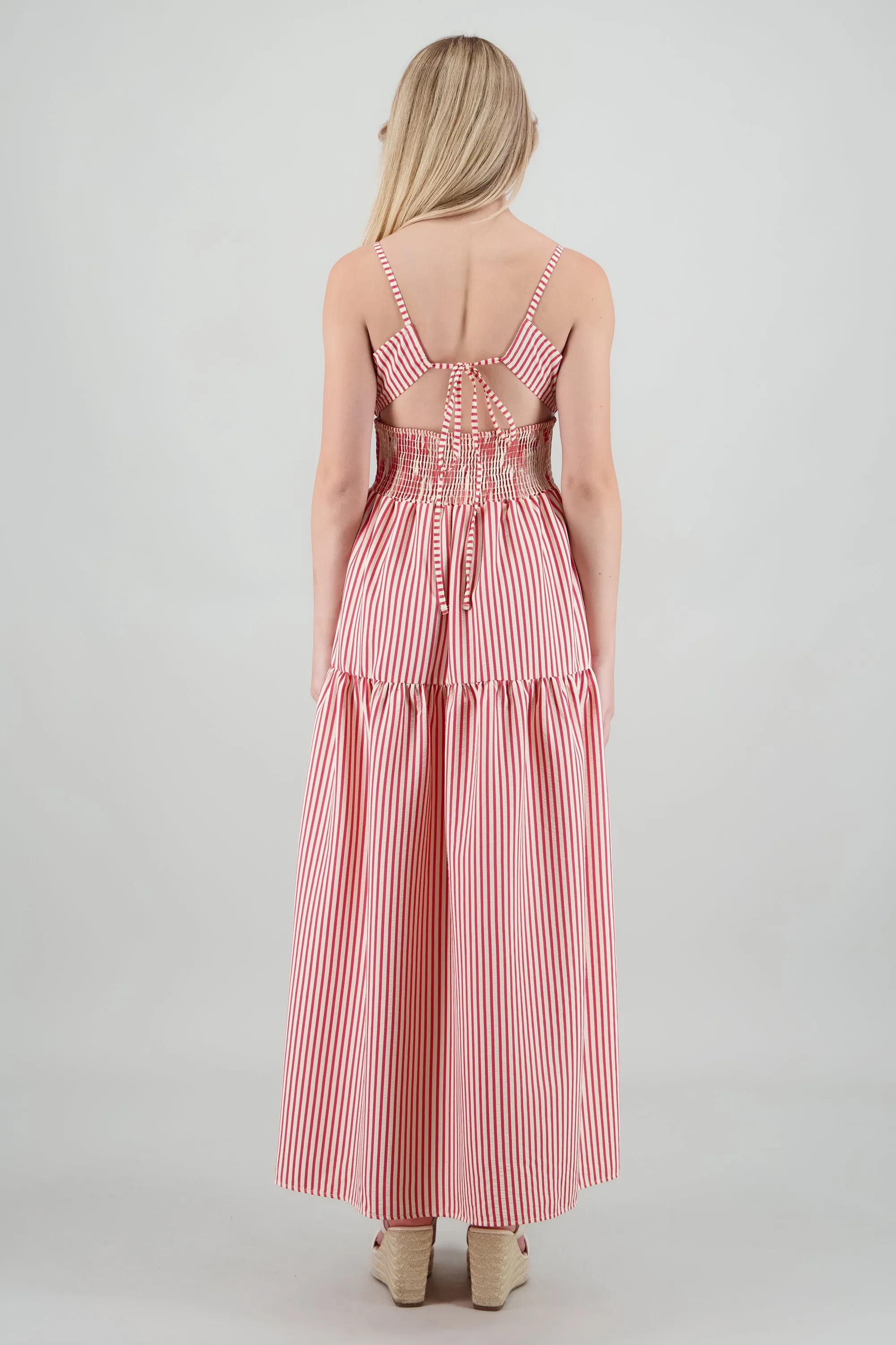 Vestido maxi lineas escote espalda sold by Shasa product image thumbnail 4