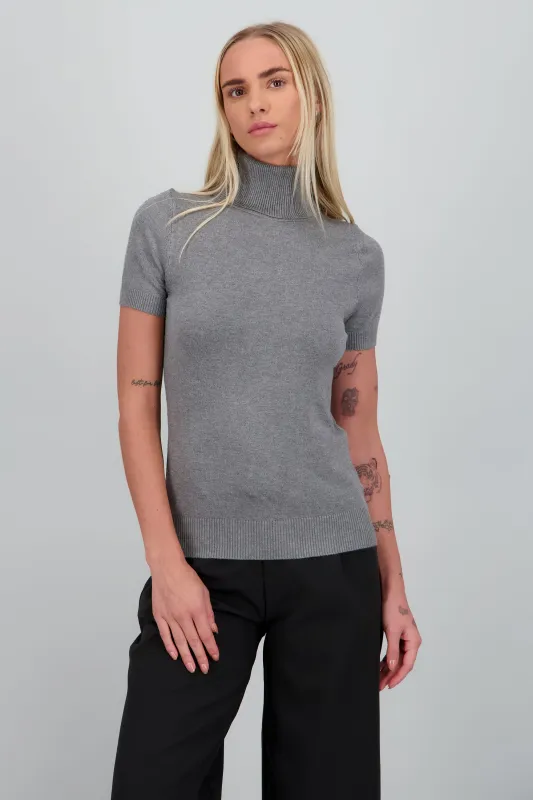 sueter manga corta cuello de tortuga sold by Shasa