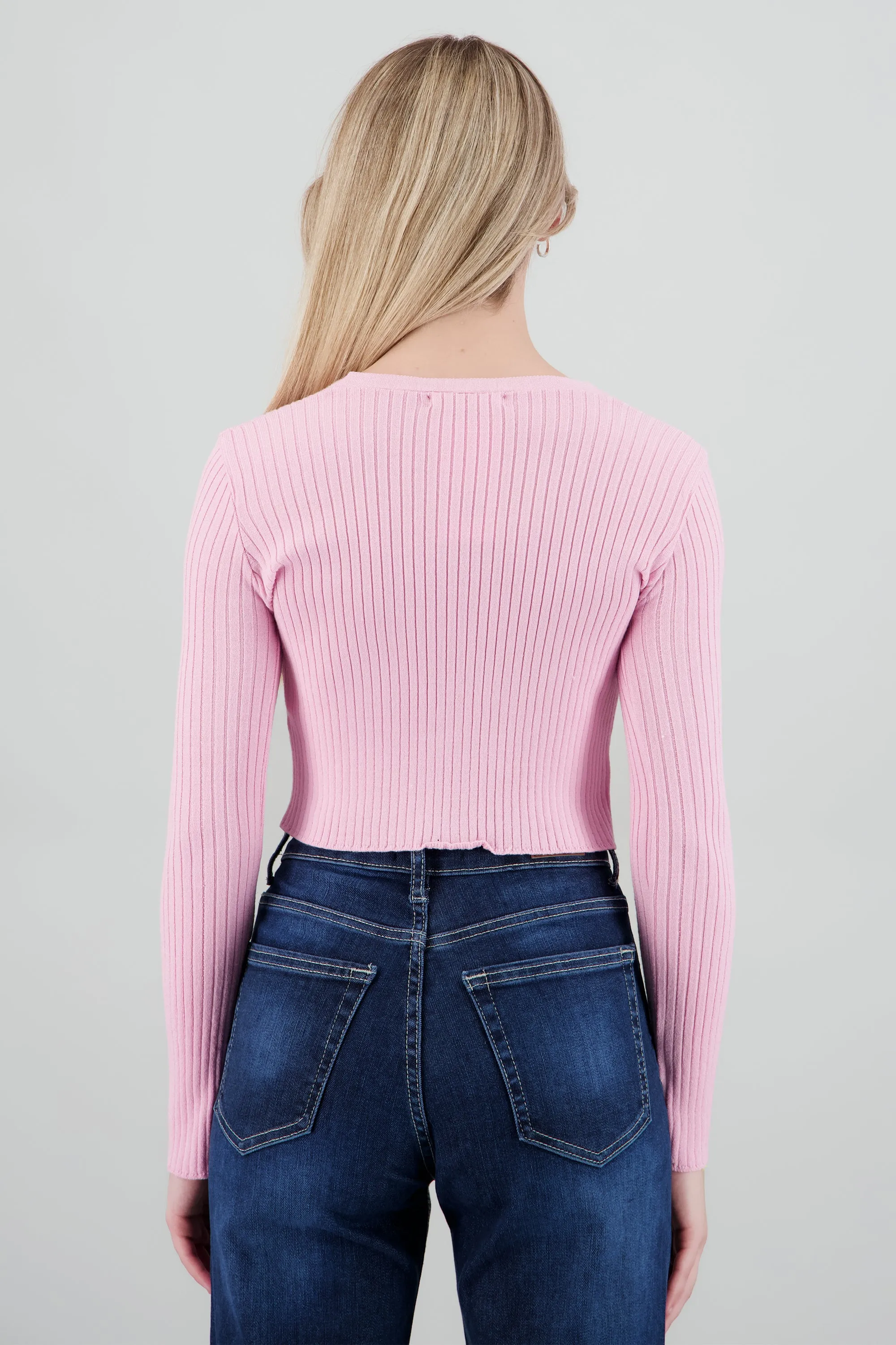 Cardigan crop cuello V botones sold by Shasa product image thumbnail 4