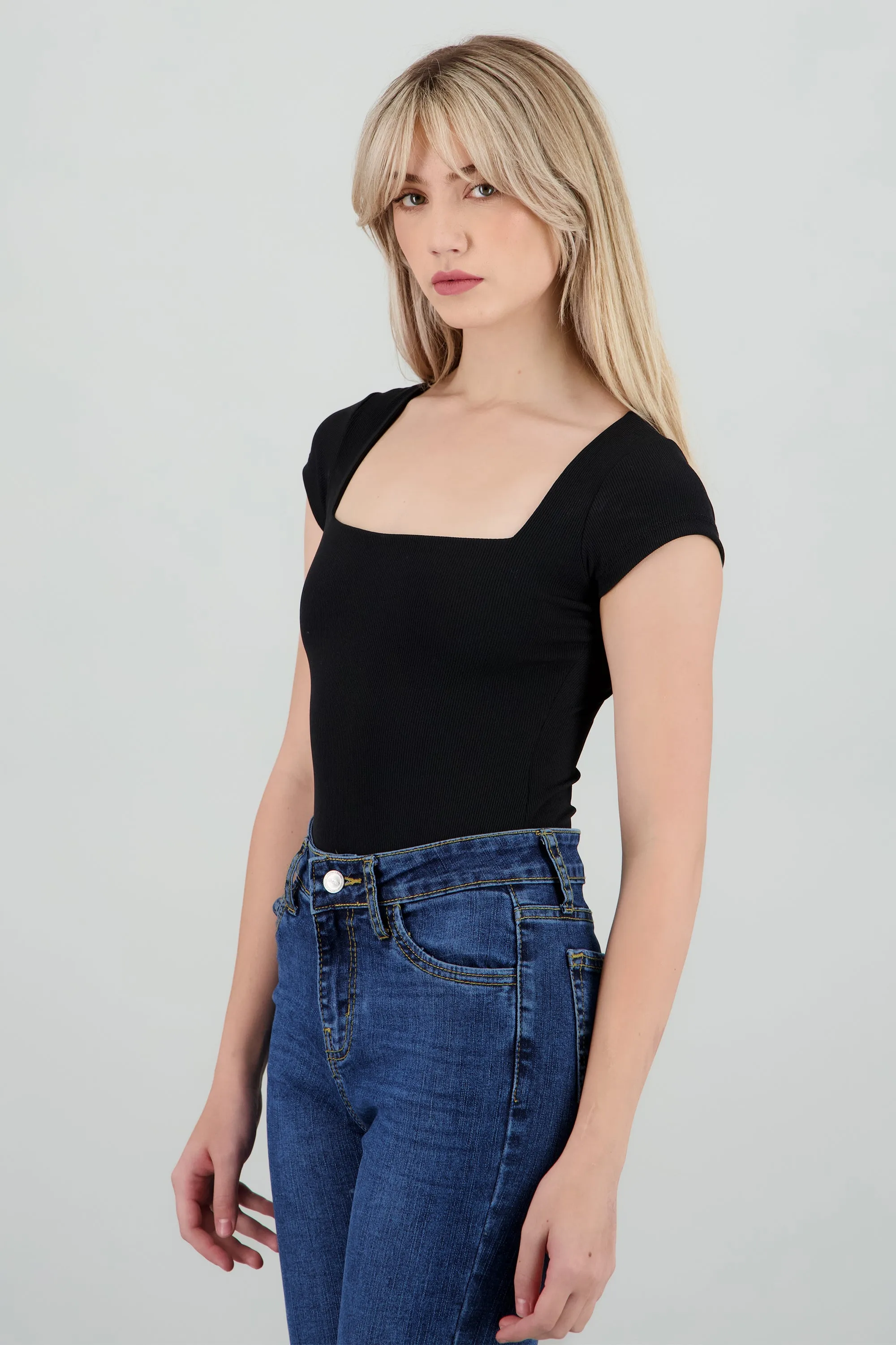 Body escote cuadrado rib sold by Shasa product image thumbnail 2