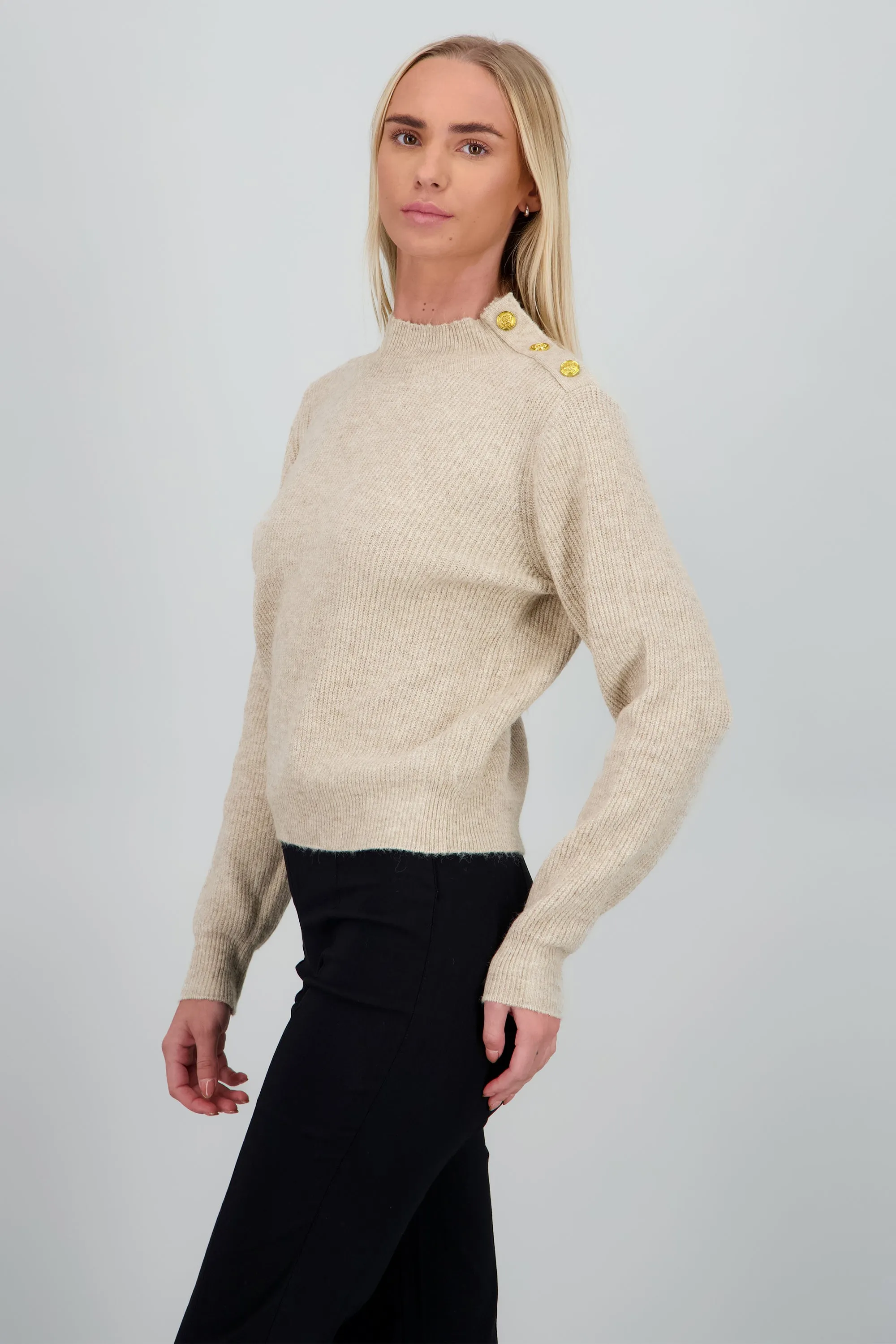 sueter cuello medio detalle botones sold by Shasa product image thumbnail 3