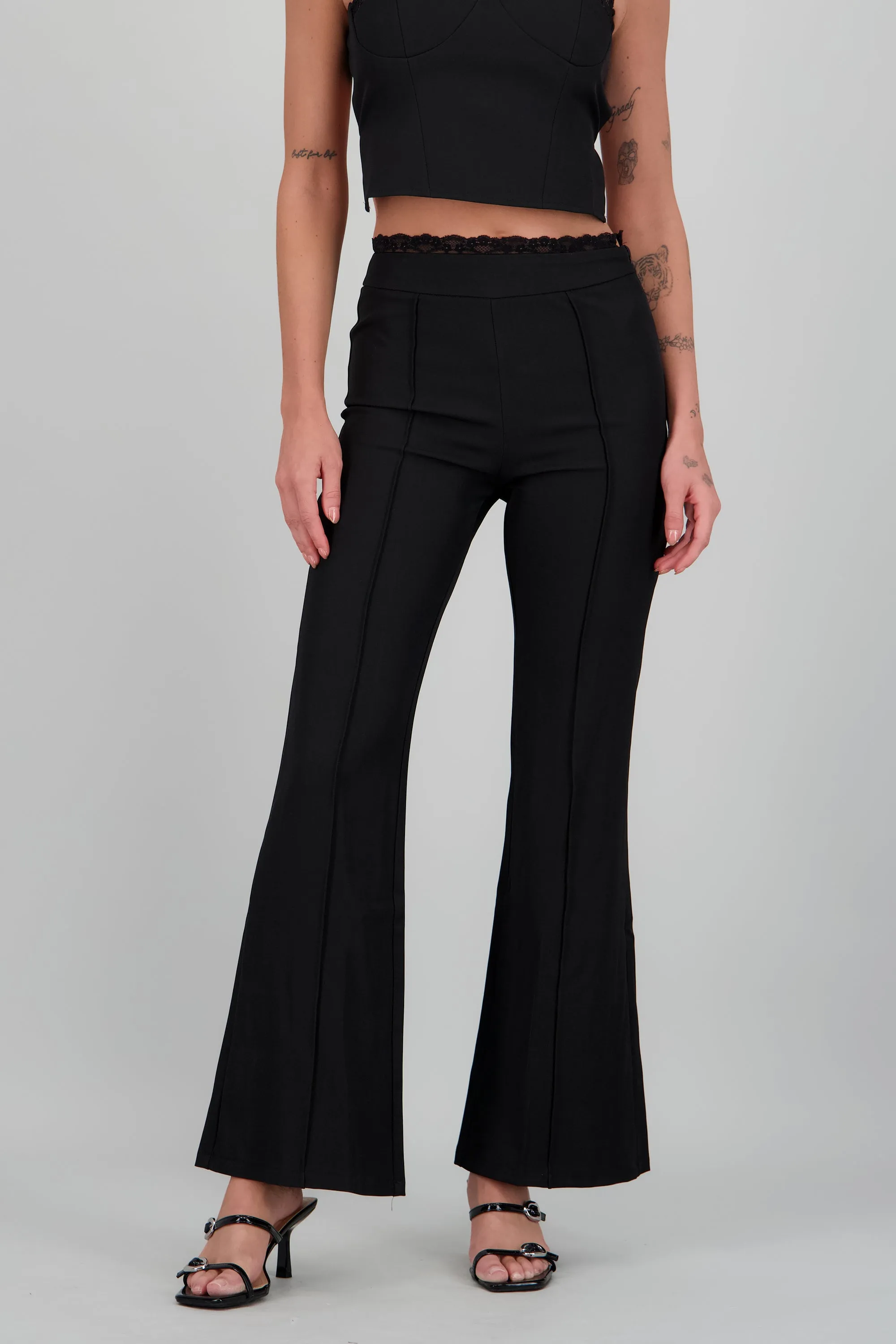 Pantalon sastreado detalle encaje pretina sold by Shasa product image thumbnail 2