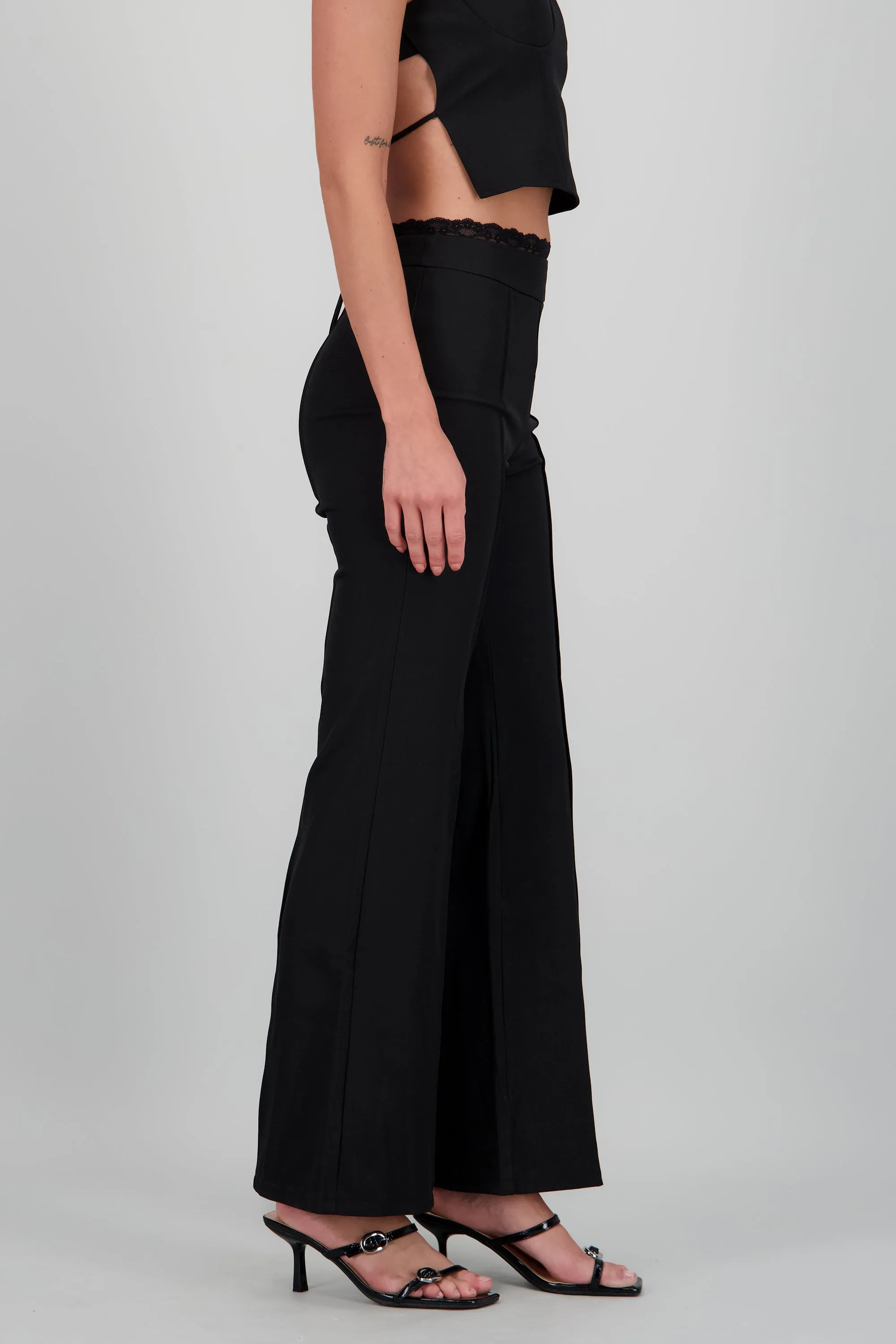 Pantalon sastreado detalle encaje pretina sold by Shasa product image thumbnail 3