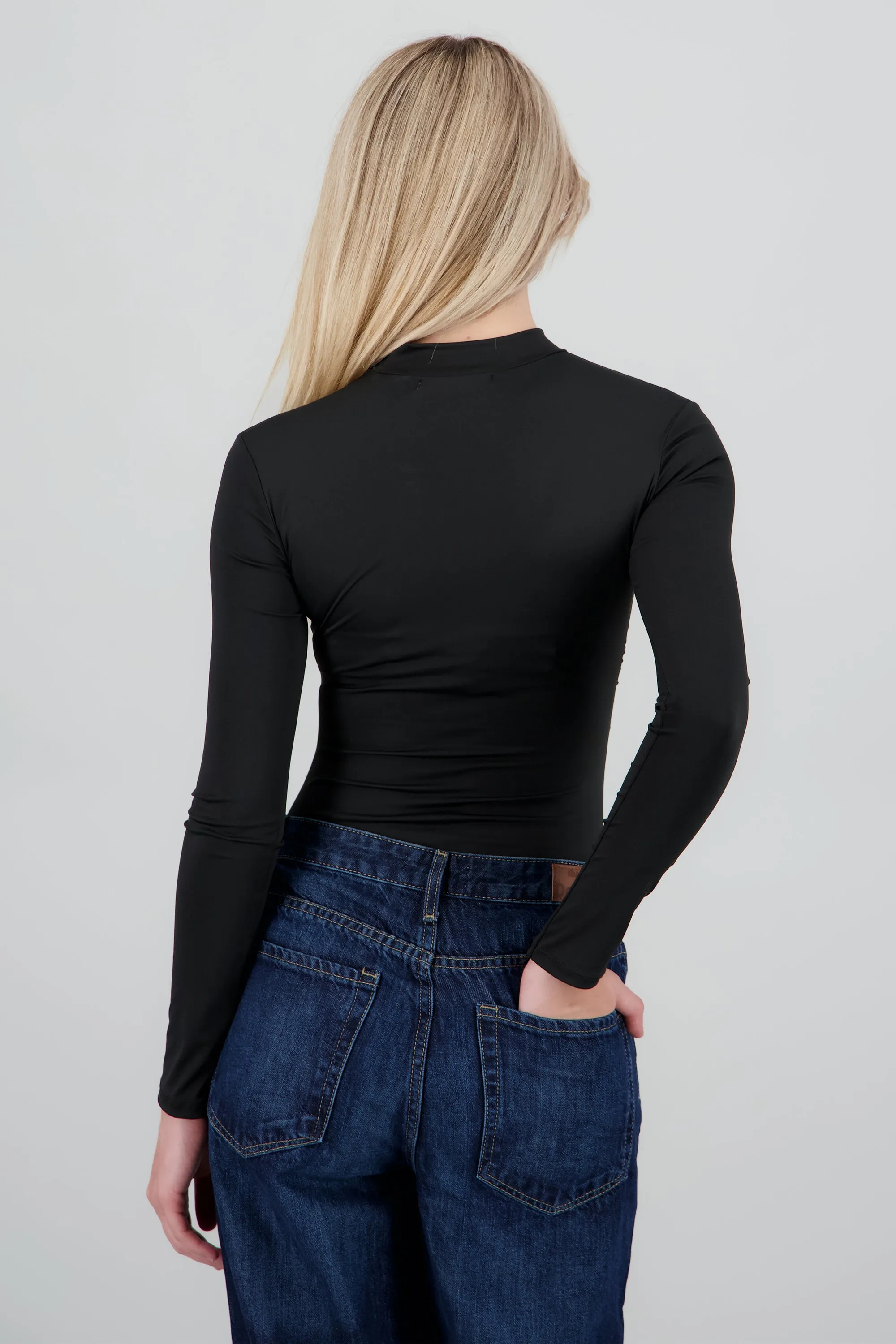 Body cuello alto detalle drapeado sold by Shasa product image thumbnail 3