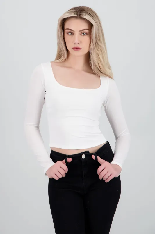 Top escote redondo manga larga sold by Shasa