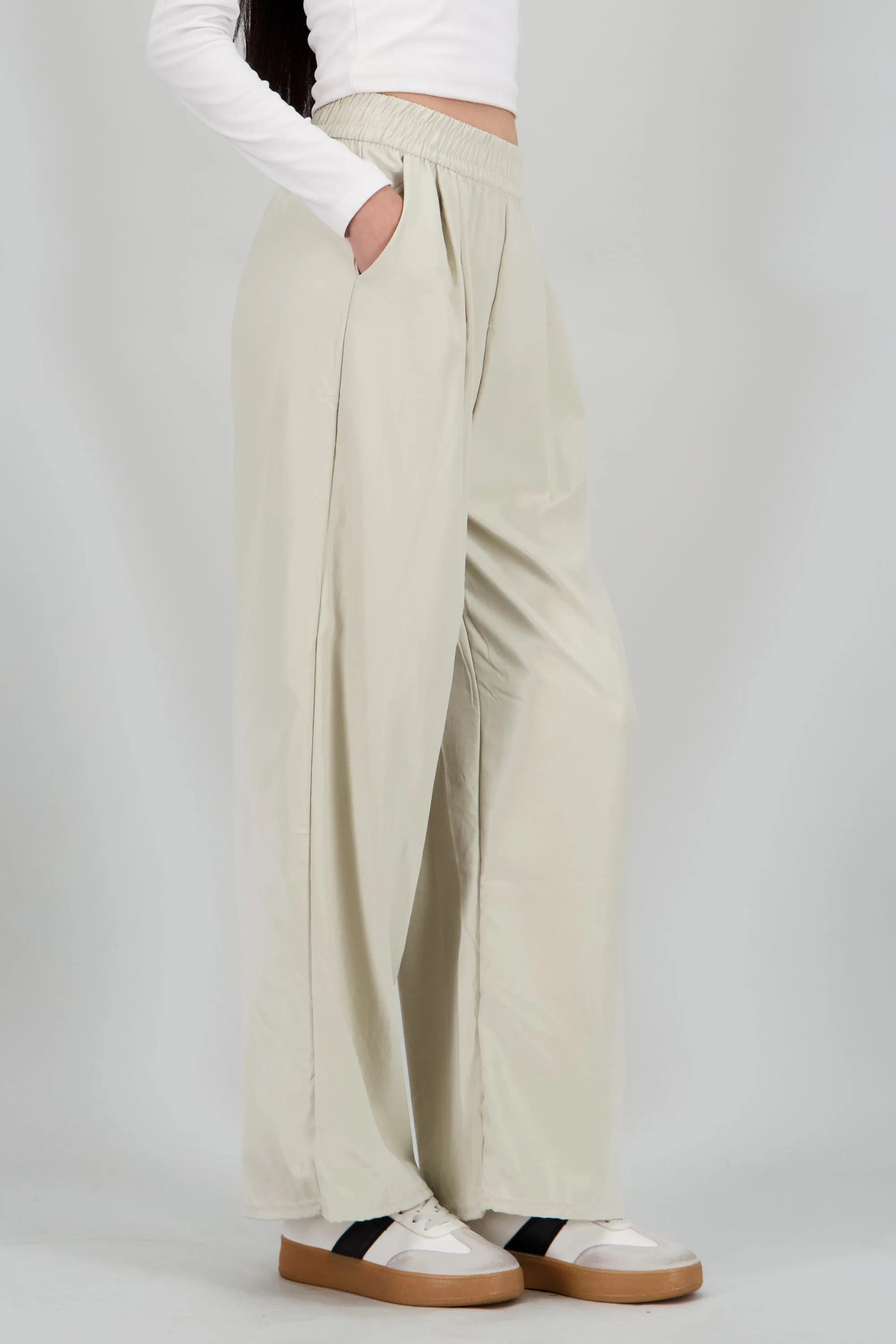 Pantalon liso sold by Shasa product image thumbnail 3