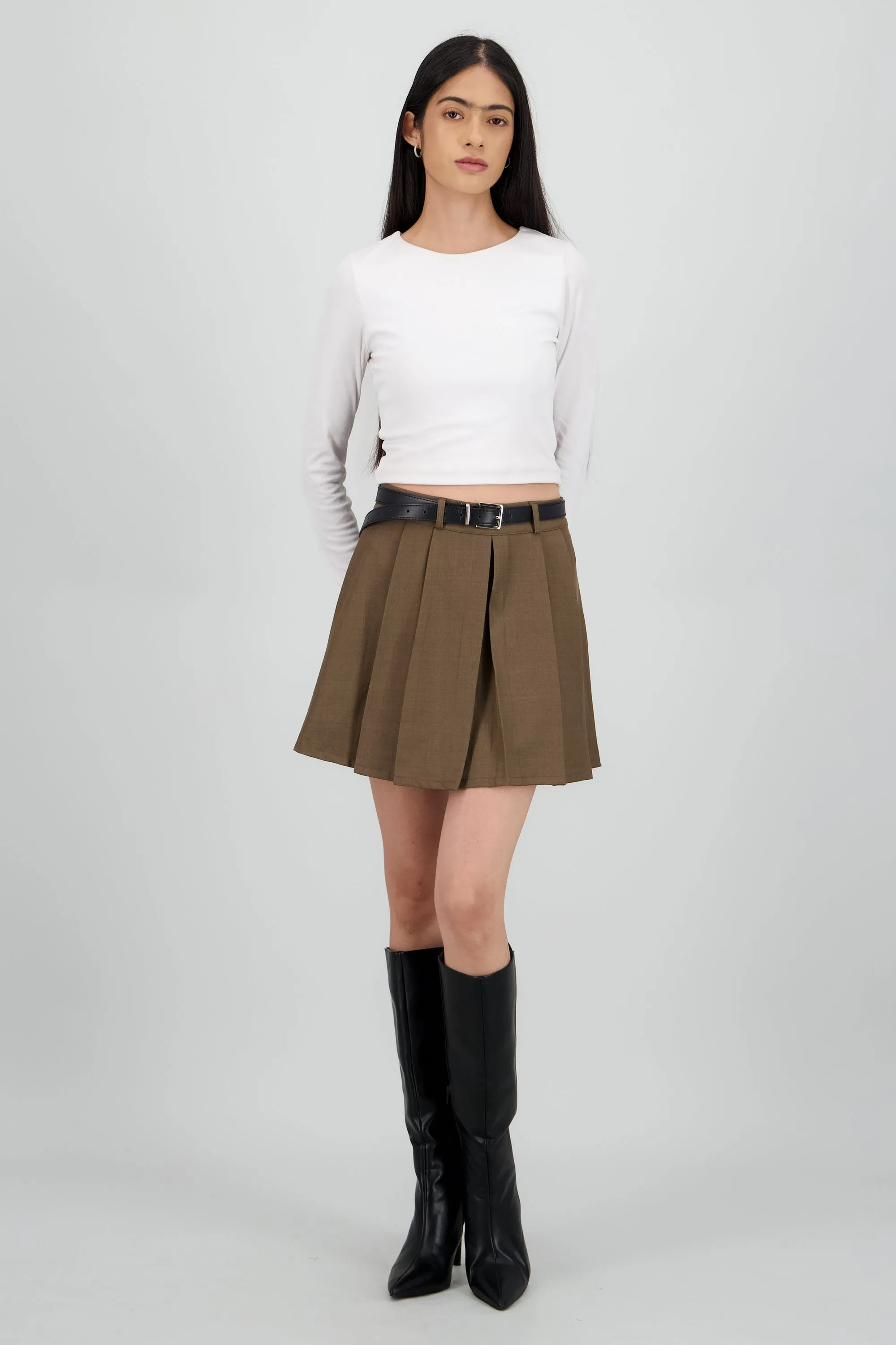 Mini falda tableada con cinturon sold by Shasa