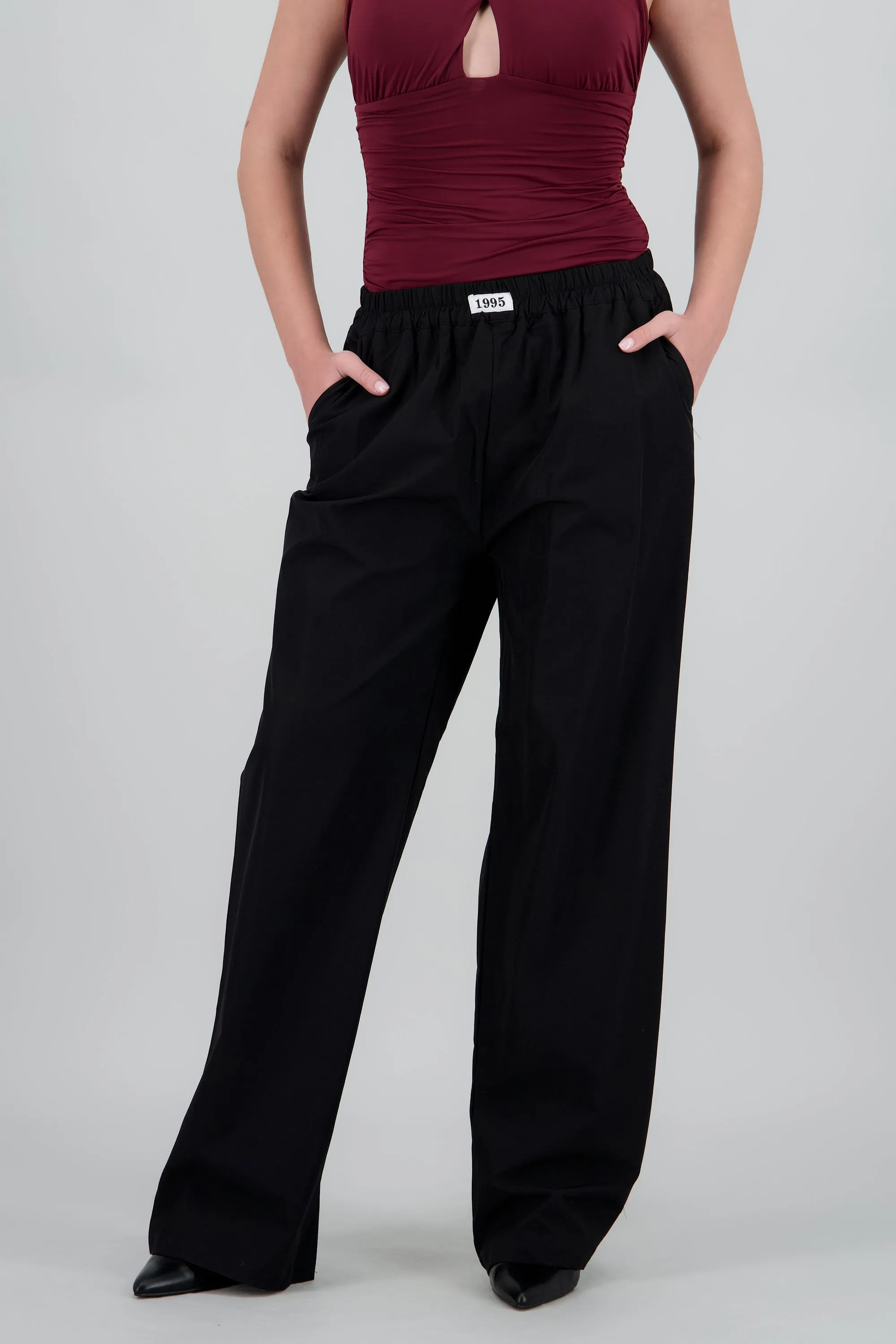 Pantalon liso recto detalle pretina sold by Shasa product image thumbnail 2
