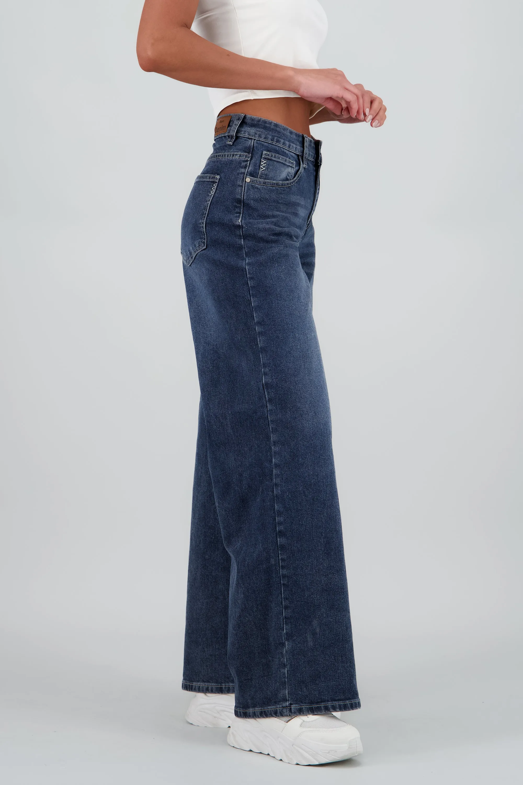 Jeans straight desgaste sold by Shasa product image thumbnail 3