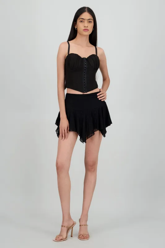 Falda mini encaje sold by Shasa