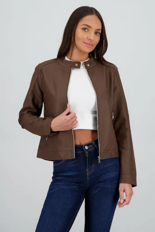 Chamarra corta efecto piel sold by Shasa