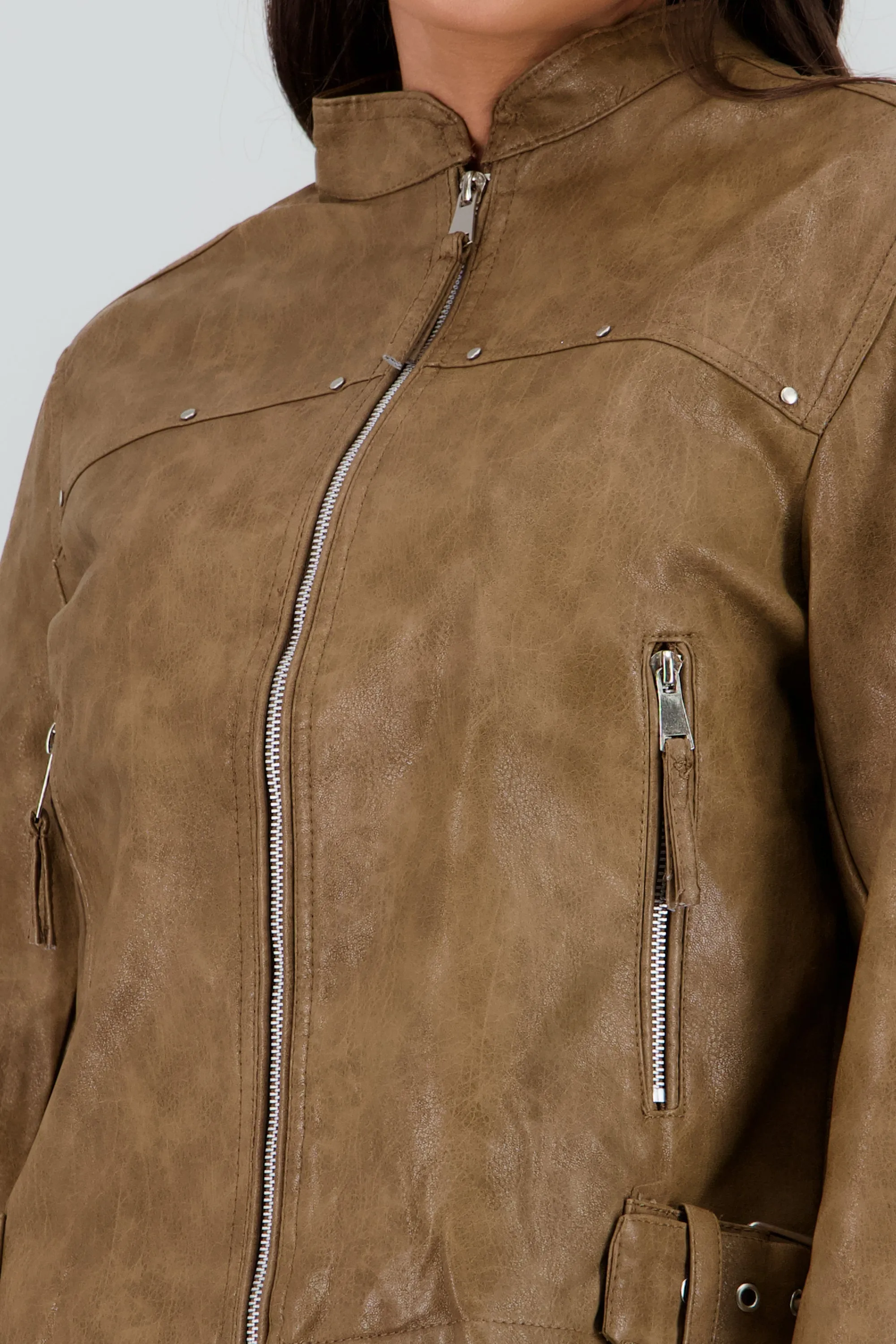 Chamarra efecto piel con bolsas sold by Shasa product image thumbnail 5