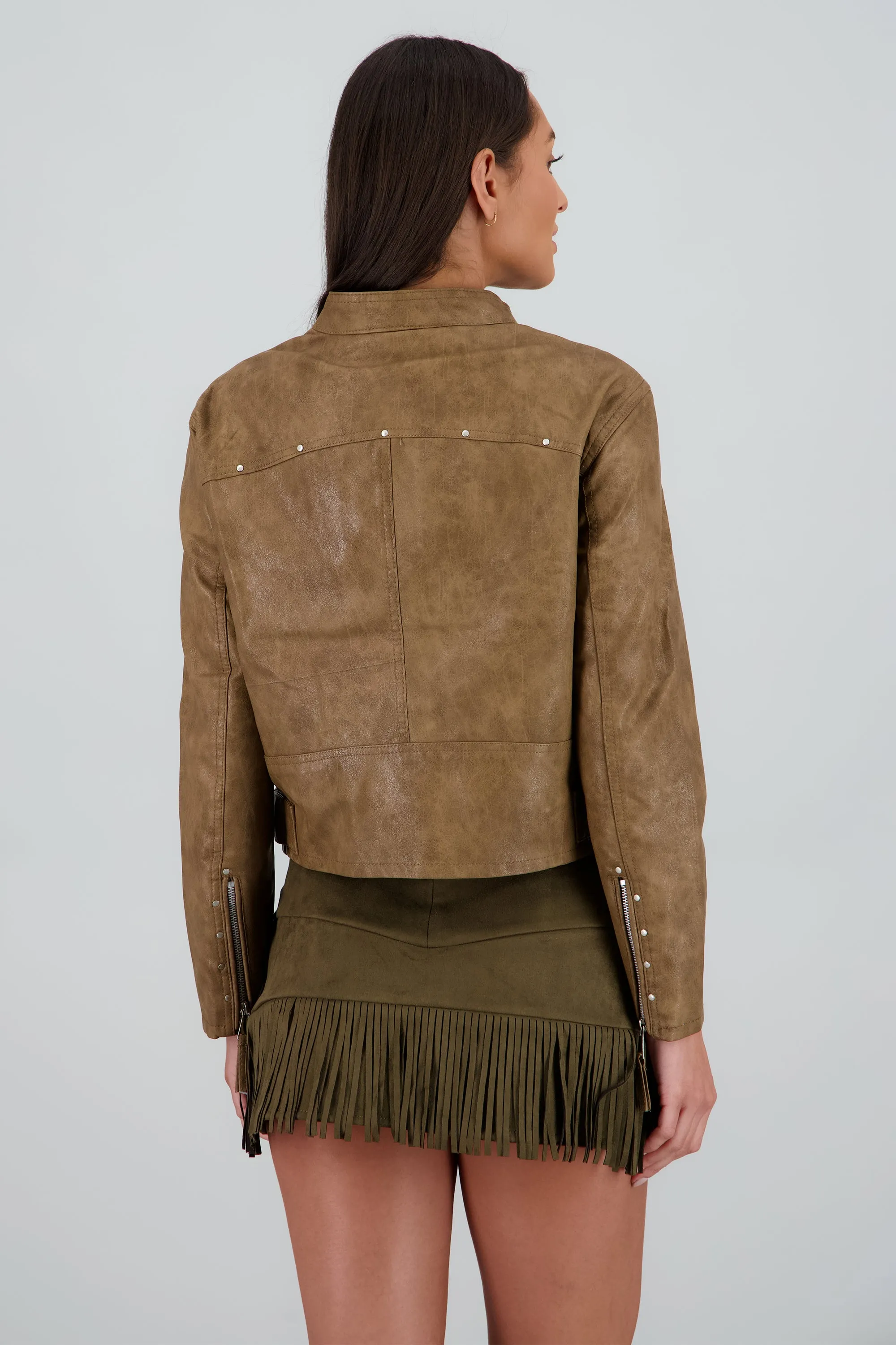 Chamarra efecto piel con bolsas sold by Shasa product image thumbnail 4